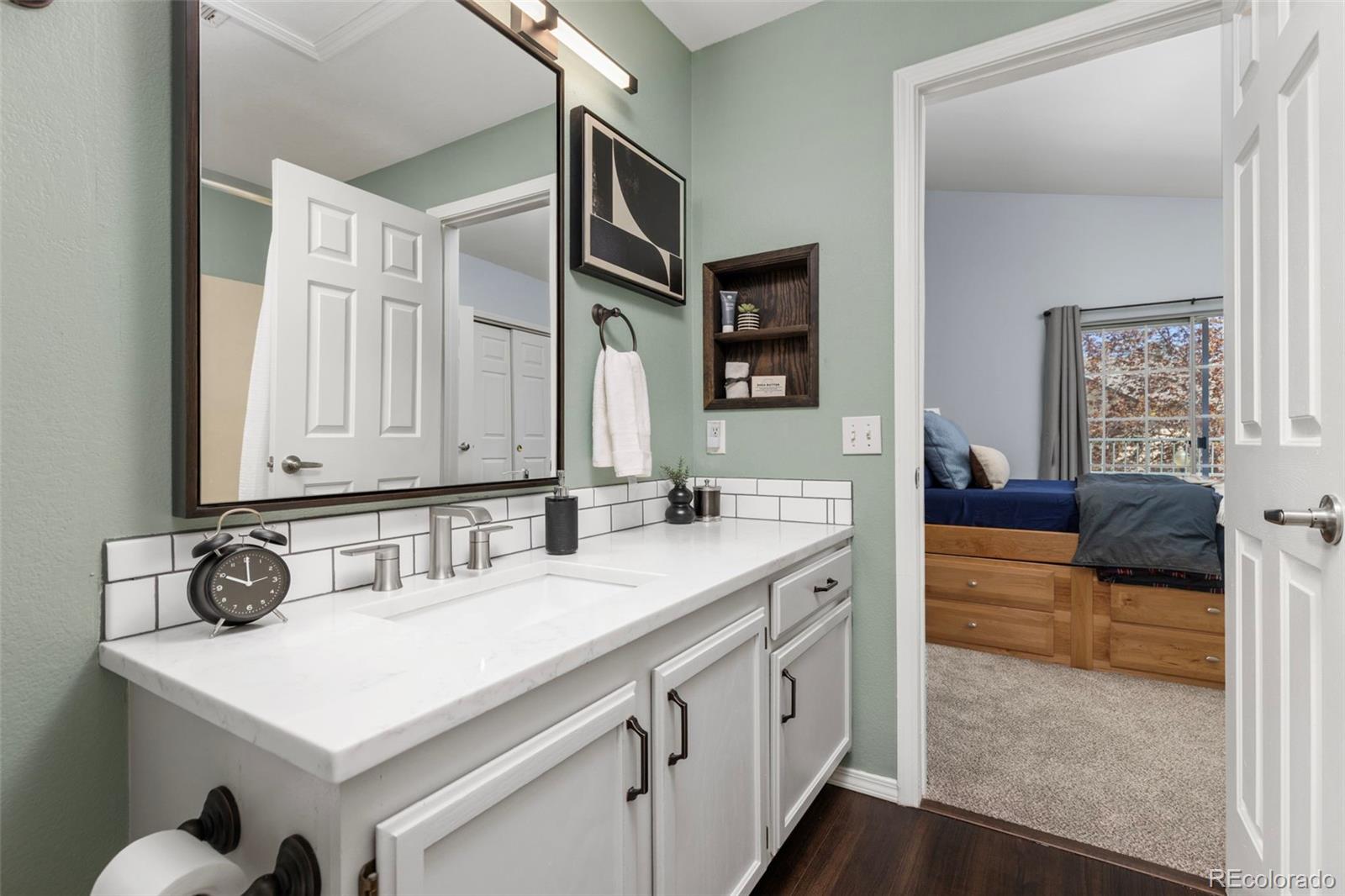 MLS Image #8 for 8653 e dry creek road,englewood, Colorado