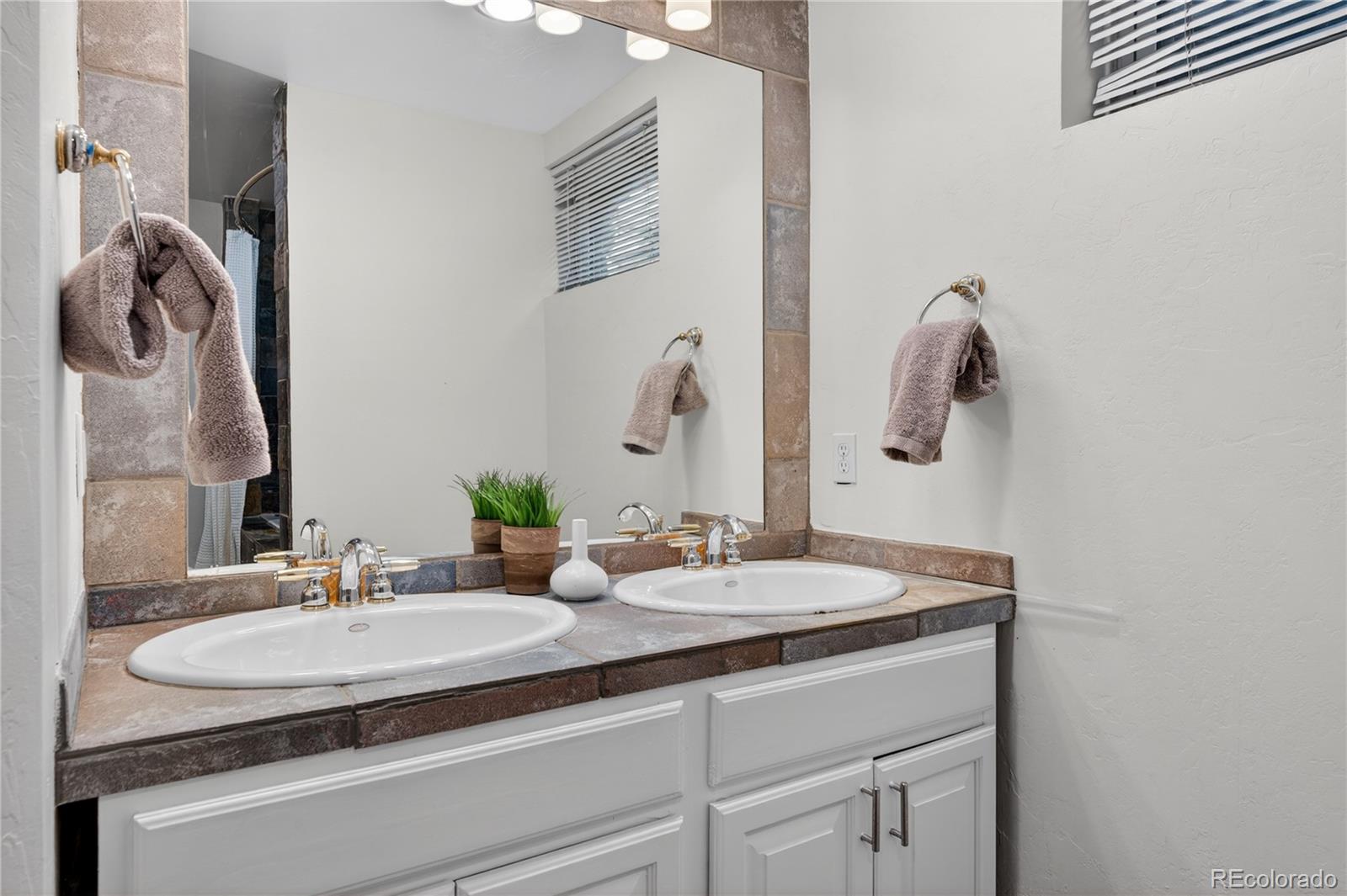 MLS Image #27 for 5071 s irving street,englewood, Colorado