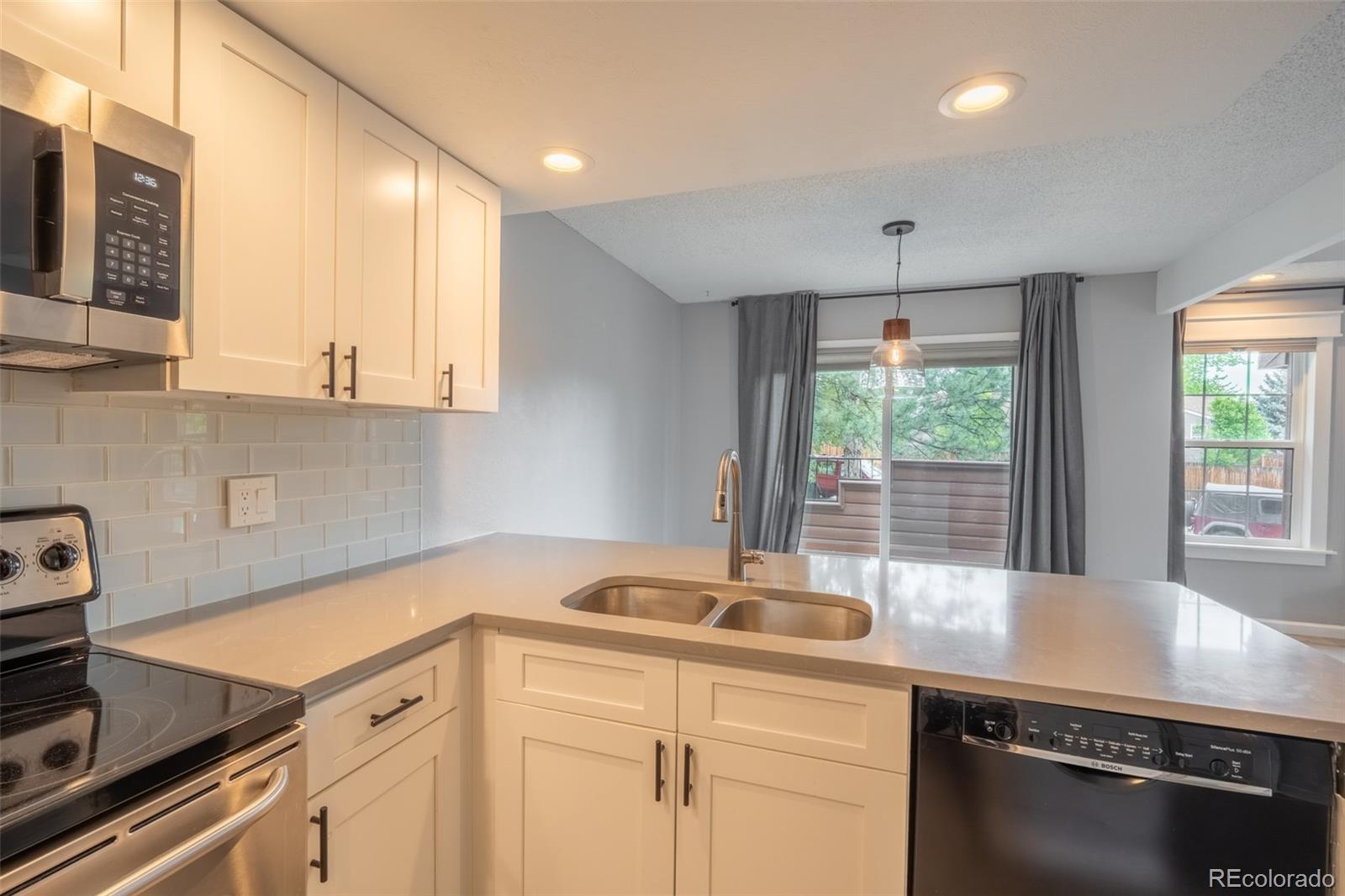 MLS Image #12 for 8055  holland court b,arvada, Colorado