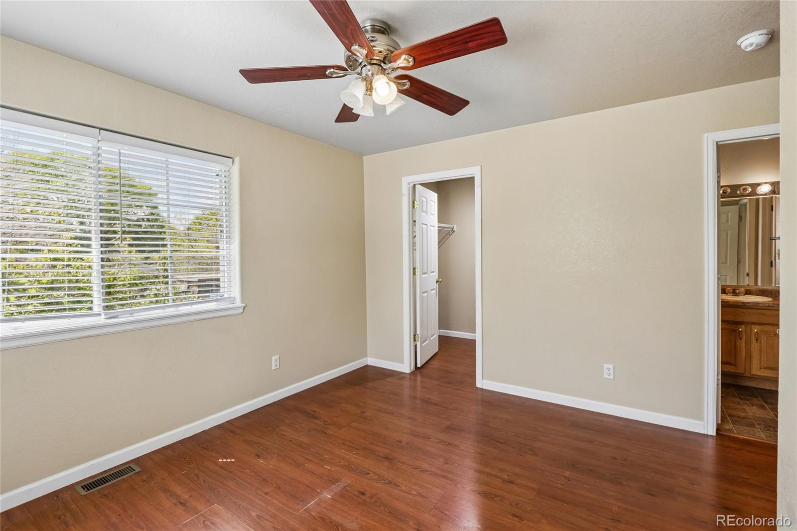 MLS Image #16 for 1322  carriage drive,longmont, Colorado