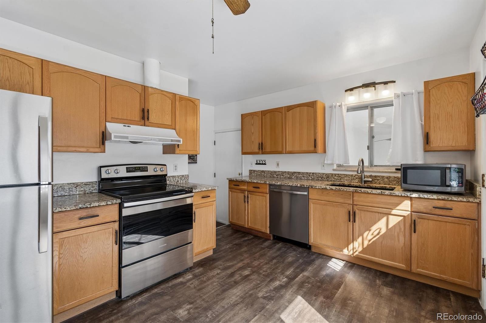 MLS Image #6 for 1856 s urban way,lakewood, Colorado
