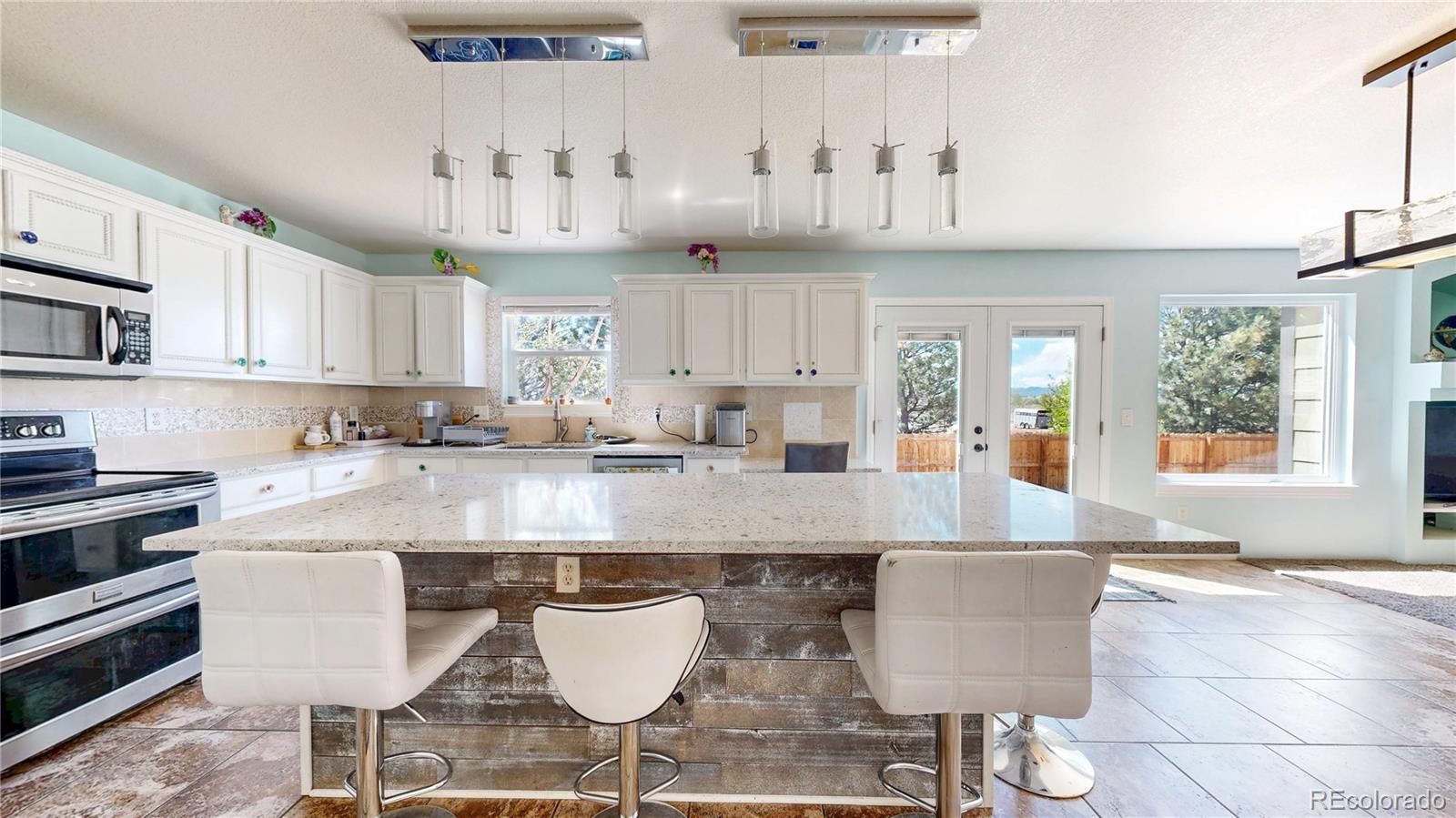 MLS Image #4 for 13771  wrangler way,mead, Colorado