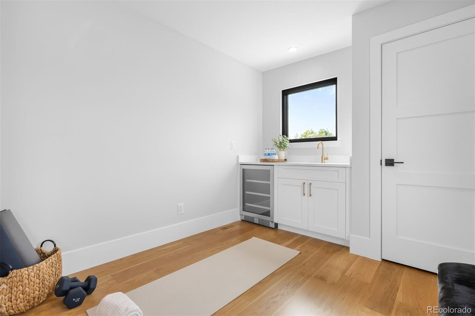 MLS Image #24 for 340  jackson street,denver, Colorado