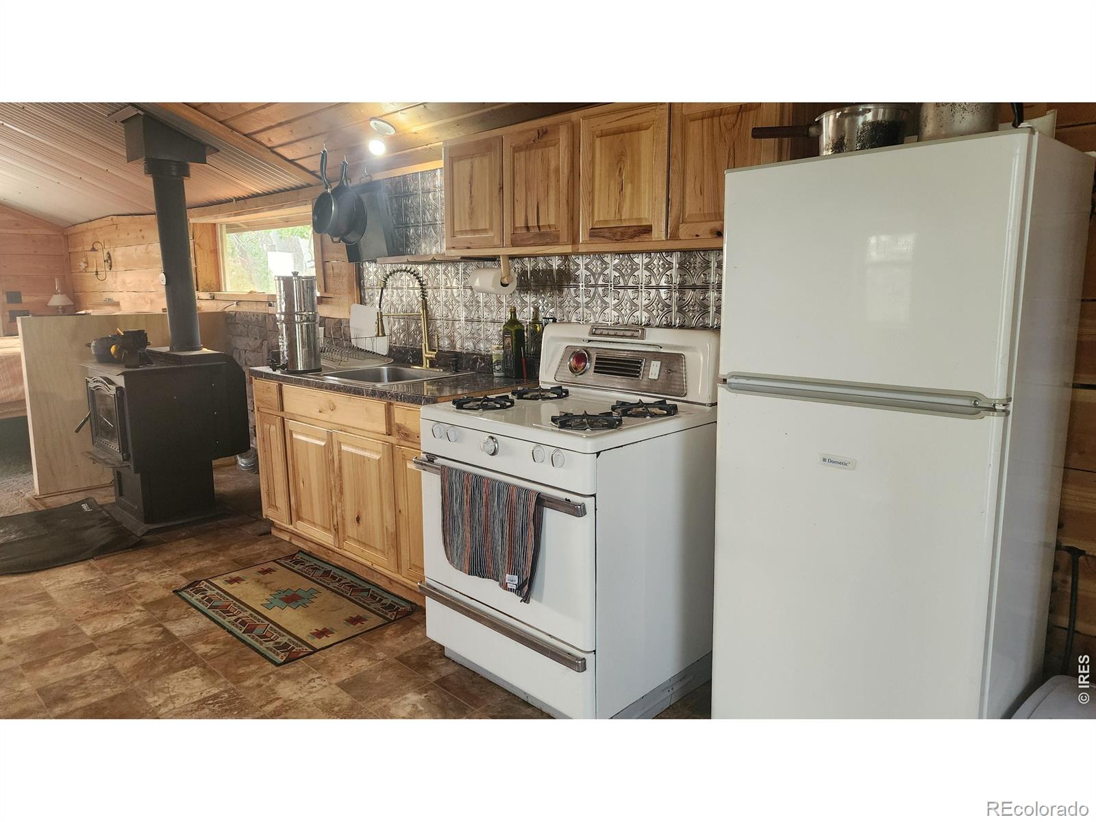 MLS Image #3 for 7026  storm mountain drive,drake, Colorado