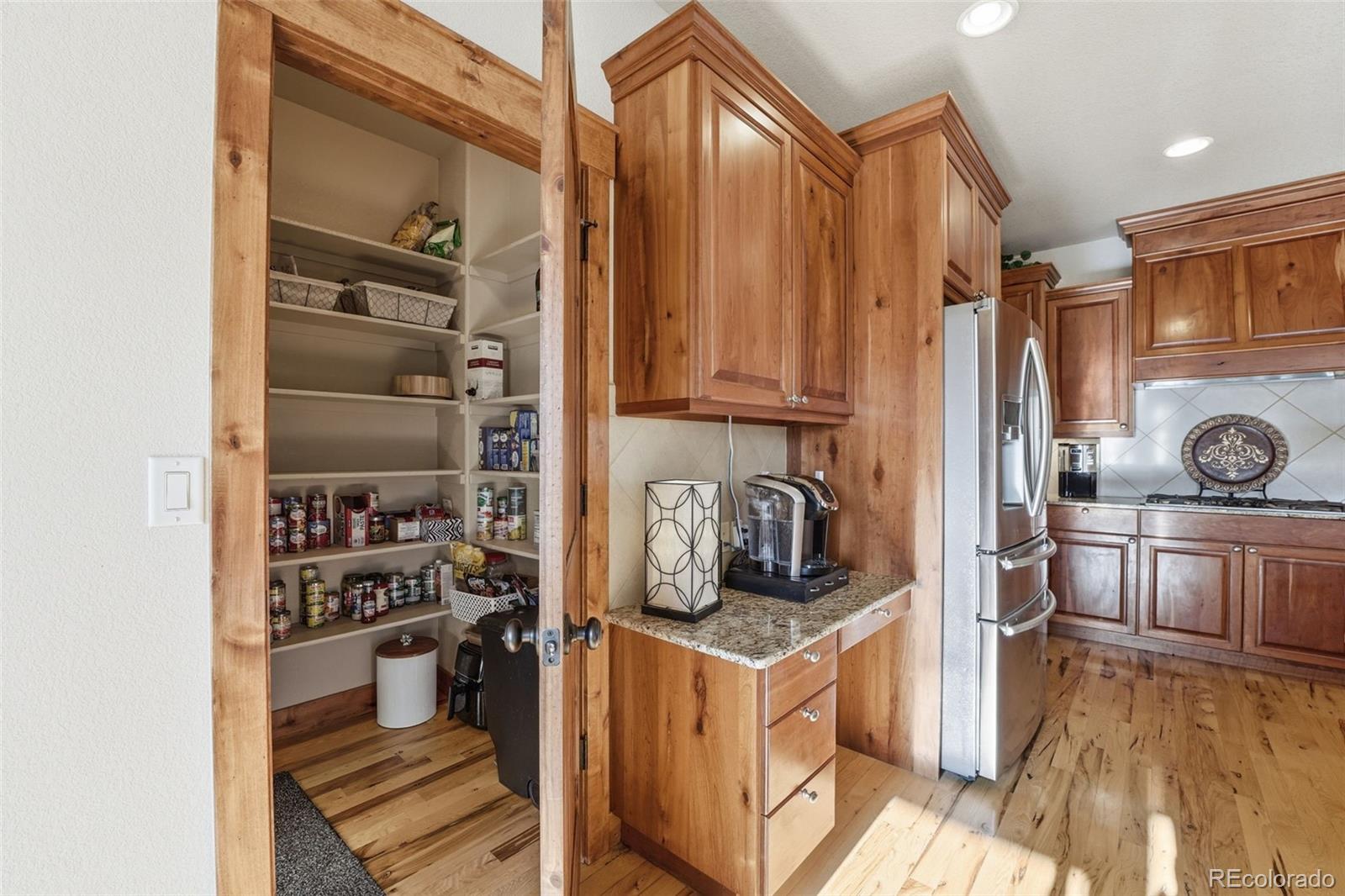 MLS Image #14 for 848  noriker drive,fort collins, Colorado