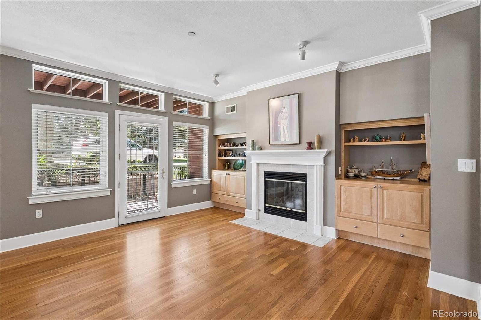 MLS Image #4 for 300  hudson street,denver, Colorado