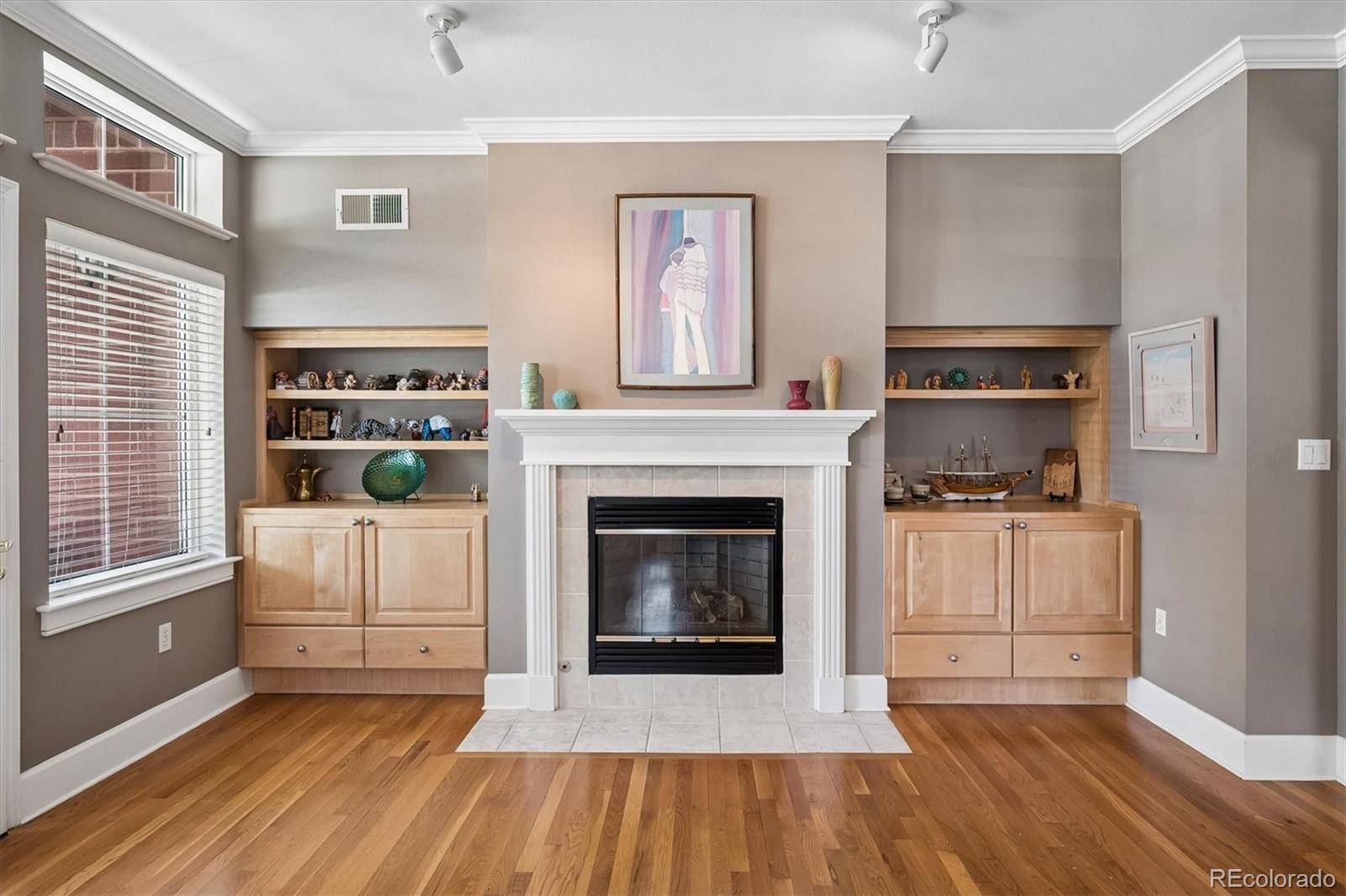 MLS Image #5 for 300  hudson street,denver, Colorado