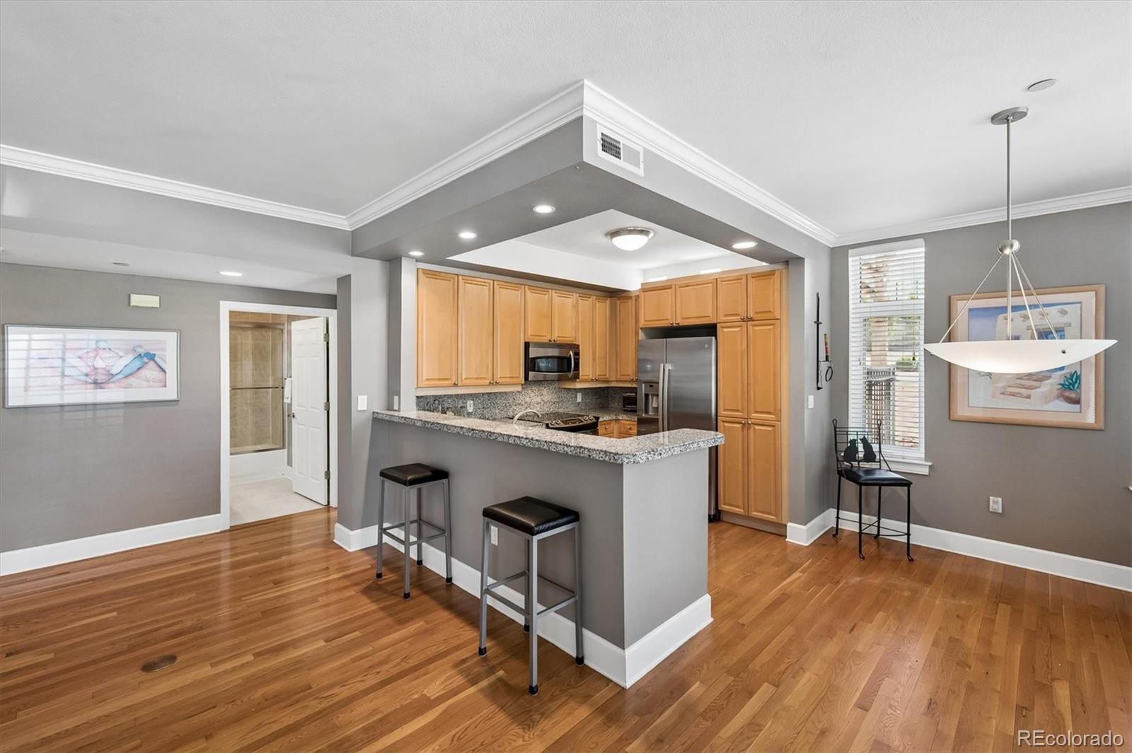 MLS Image #7 for 300  hudson street,denver, Colorado