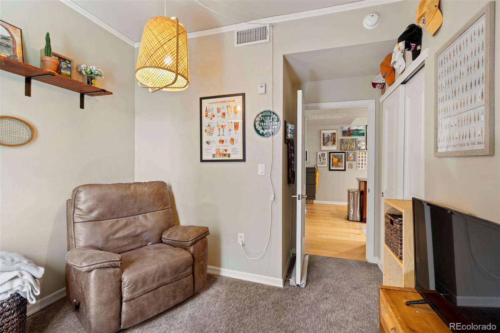 MLS Image #17 for 1975 n grant street,denver, Colorado