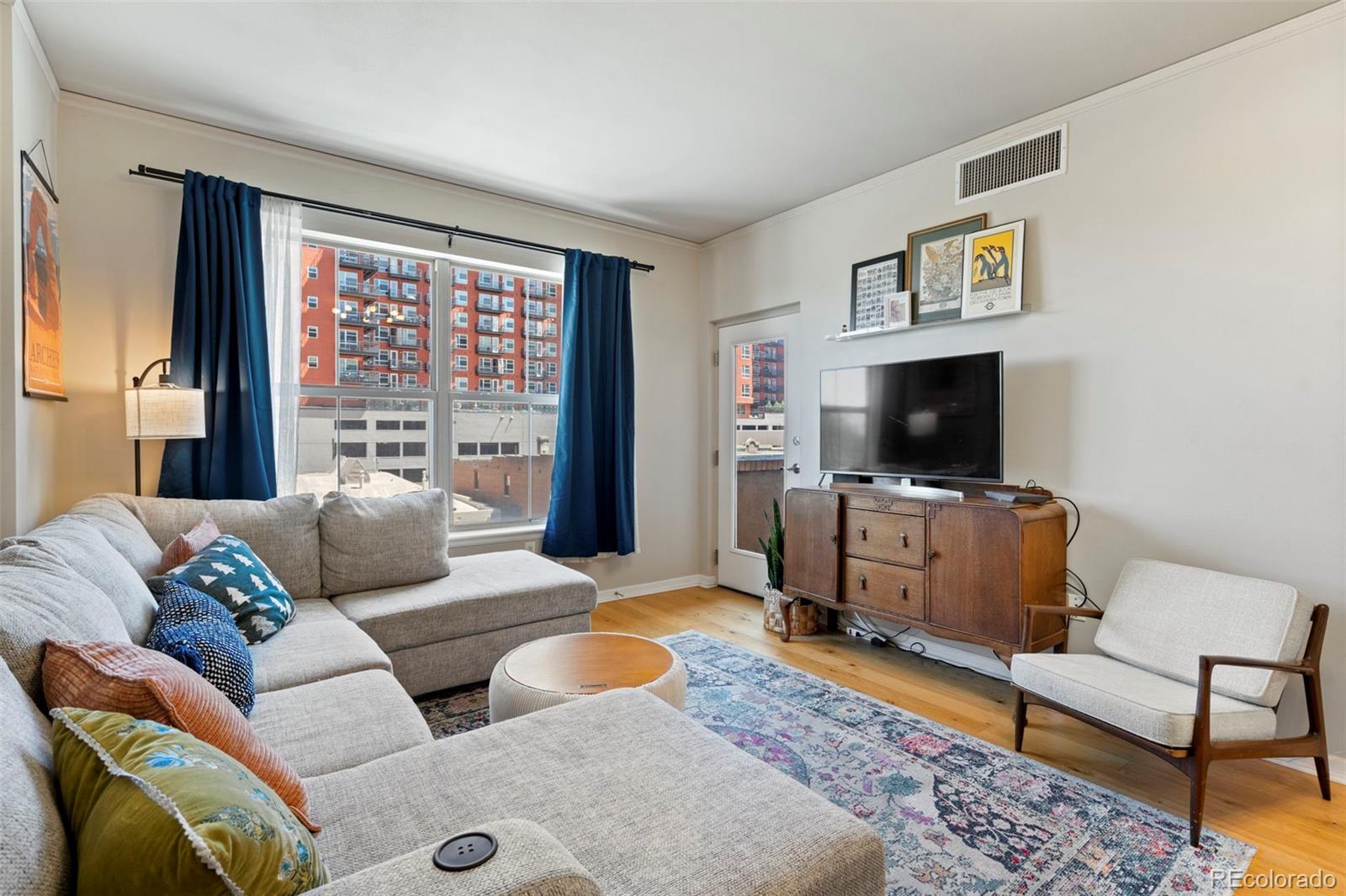 MLS Image #5 for 1975 n grant street,denver, Colorado