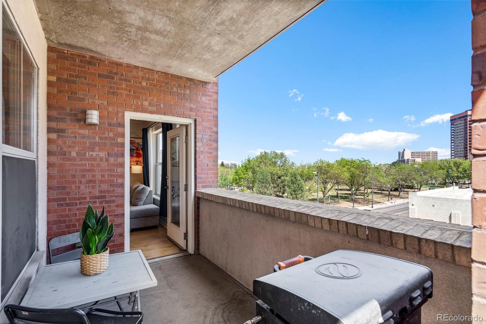 MLS Image #7 for 1975 n grant street,denver, Colorado