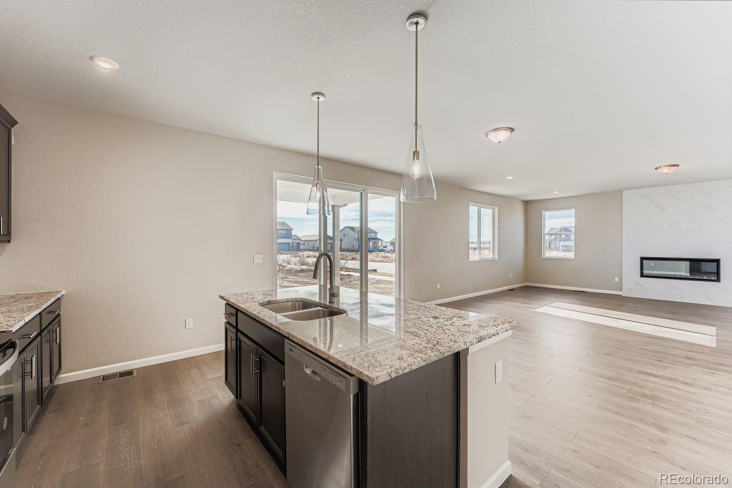 MLS Image #12 for 54910 e 28th place,strasburg, Colorado
