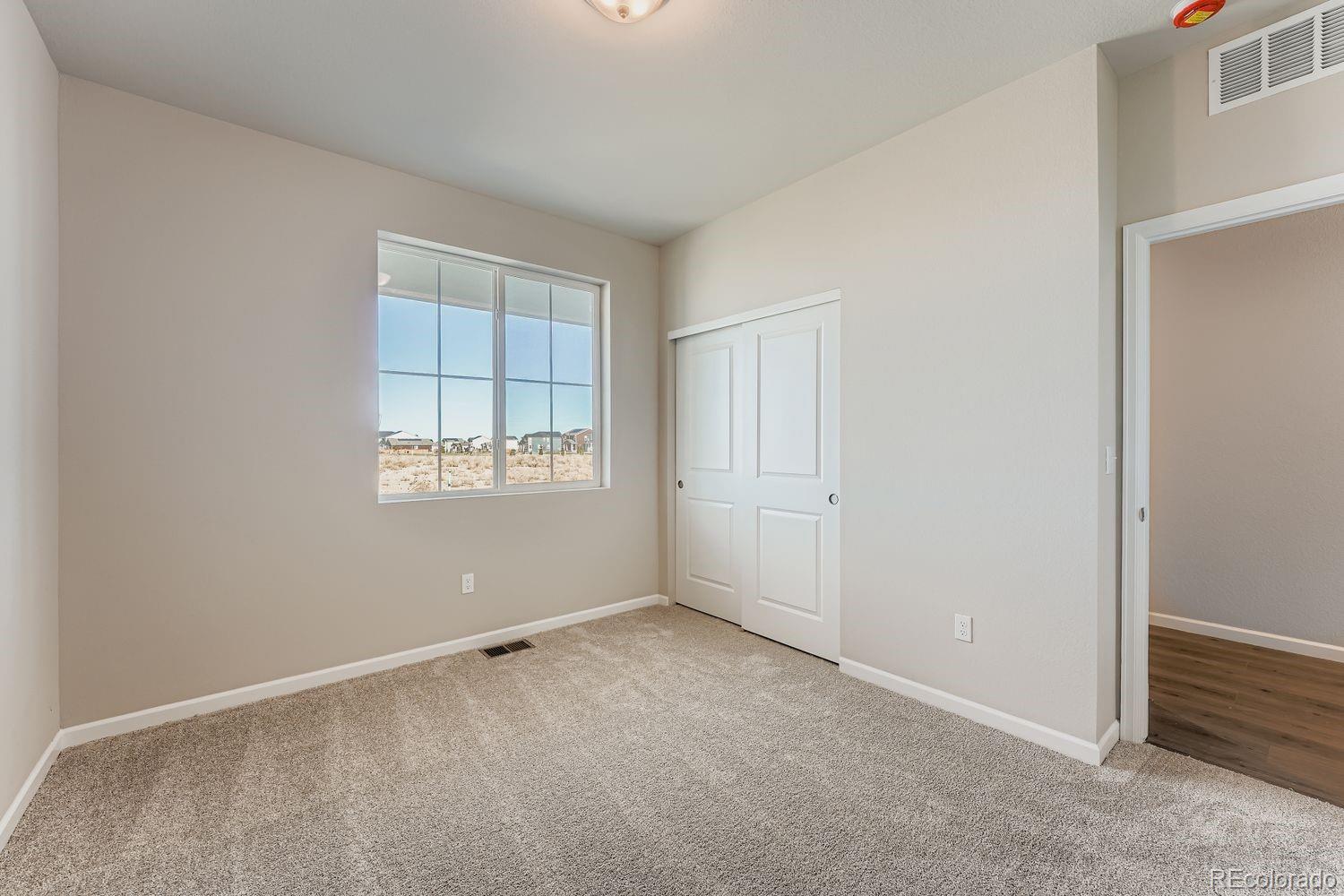 MLS Image #20 for 54910 e 28th place,strasburg, Colorado