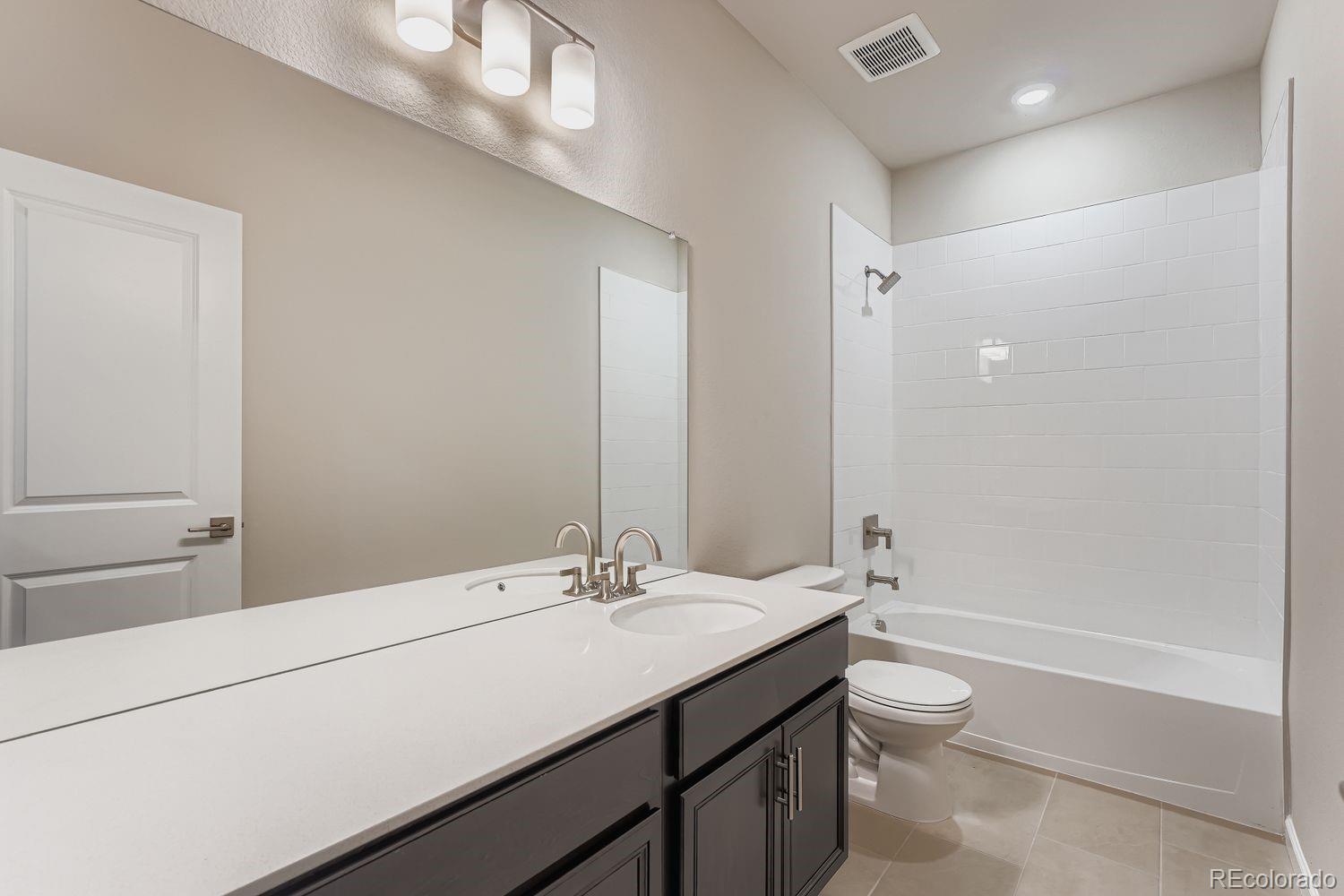 MLS Image #21 for 54910 e 28th place,strasburg, Colorado