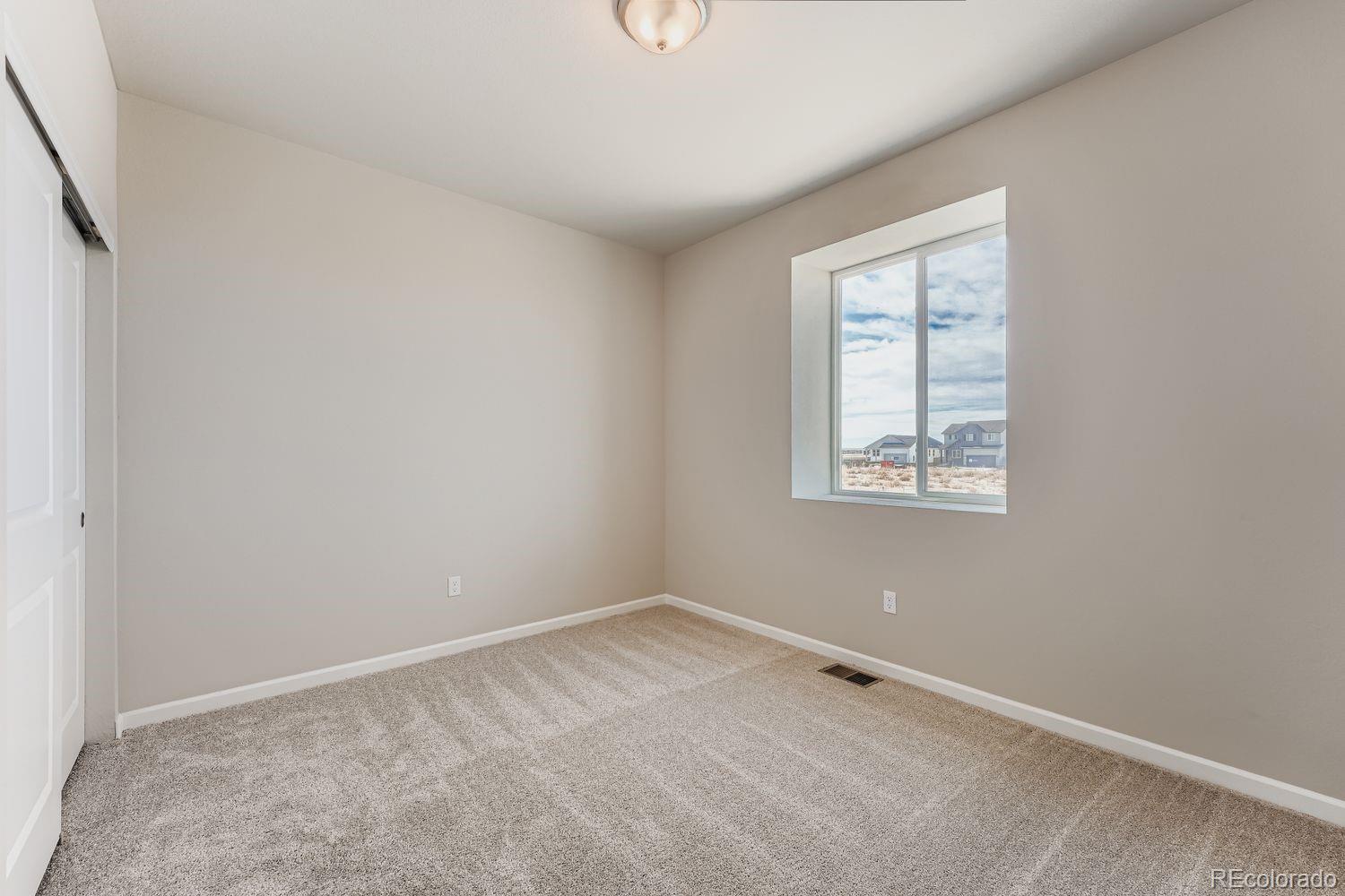 MLS Image #22 for 54910 e 28th place,strasburg, Colorado