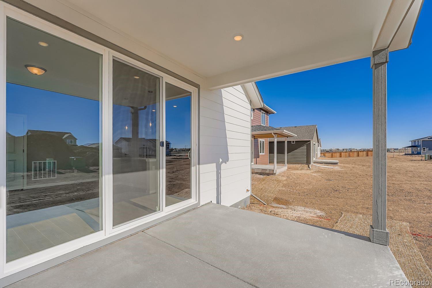 MLS Image #25 for 54910 e 28th place,strasburg, Colorado
