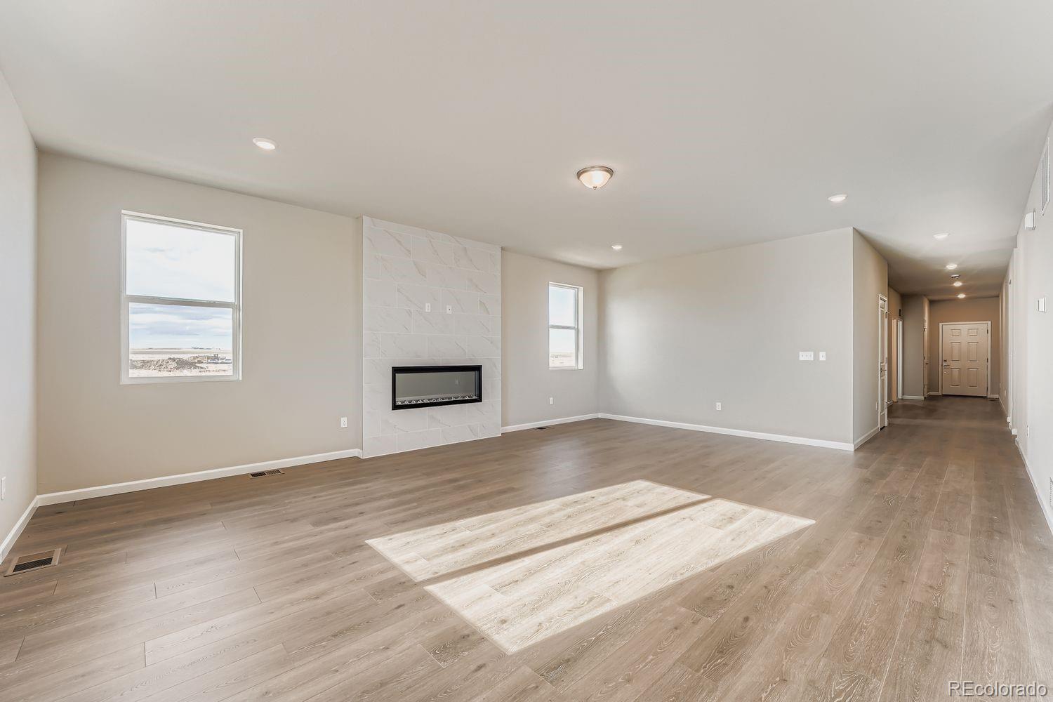 MLS Image #9 for 54910 e 28th place,strasburg, Colorado