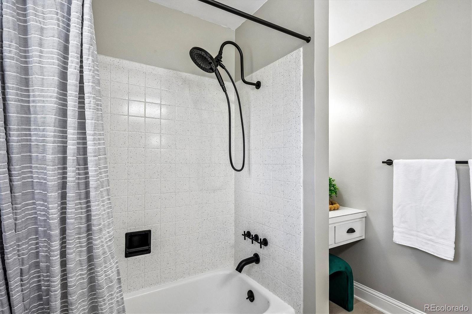 MLS Image #25 for 7078 s uinta street,centennial, Colorado