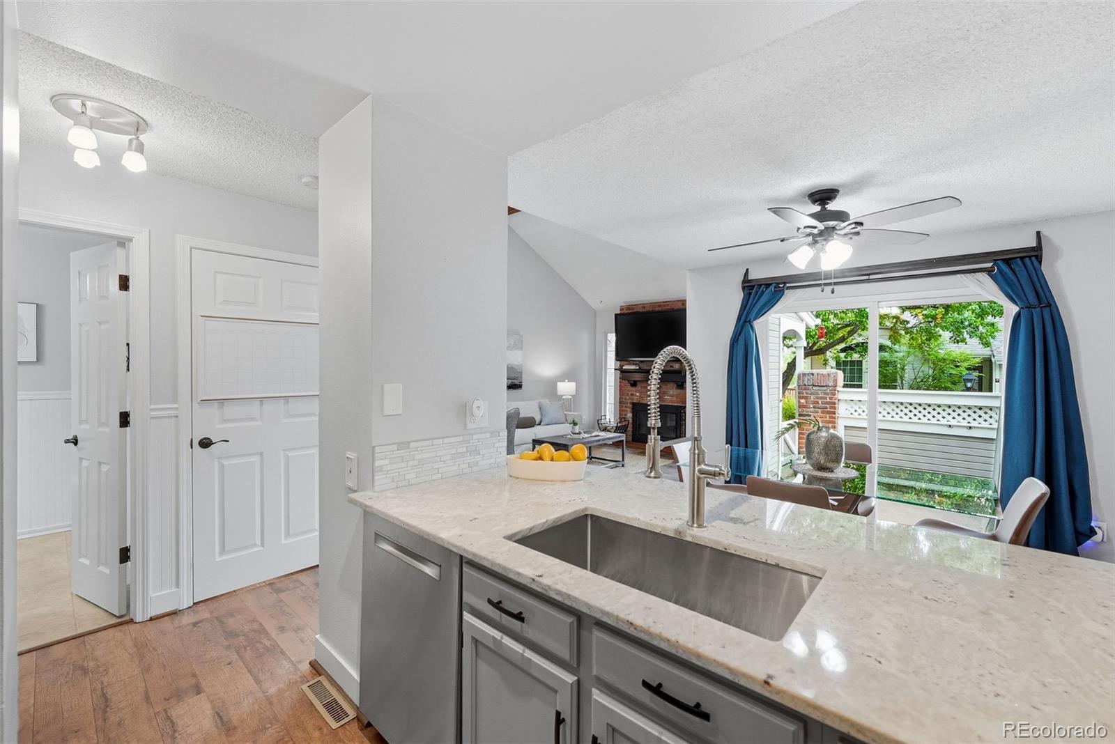 MLS Image #13 for 2892 w long circle,littleton, Colorado
