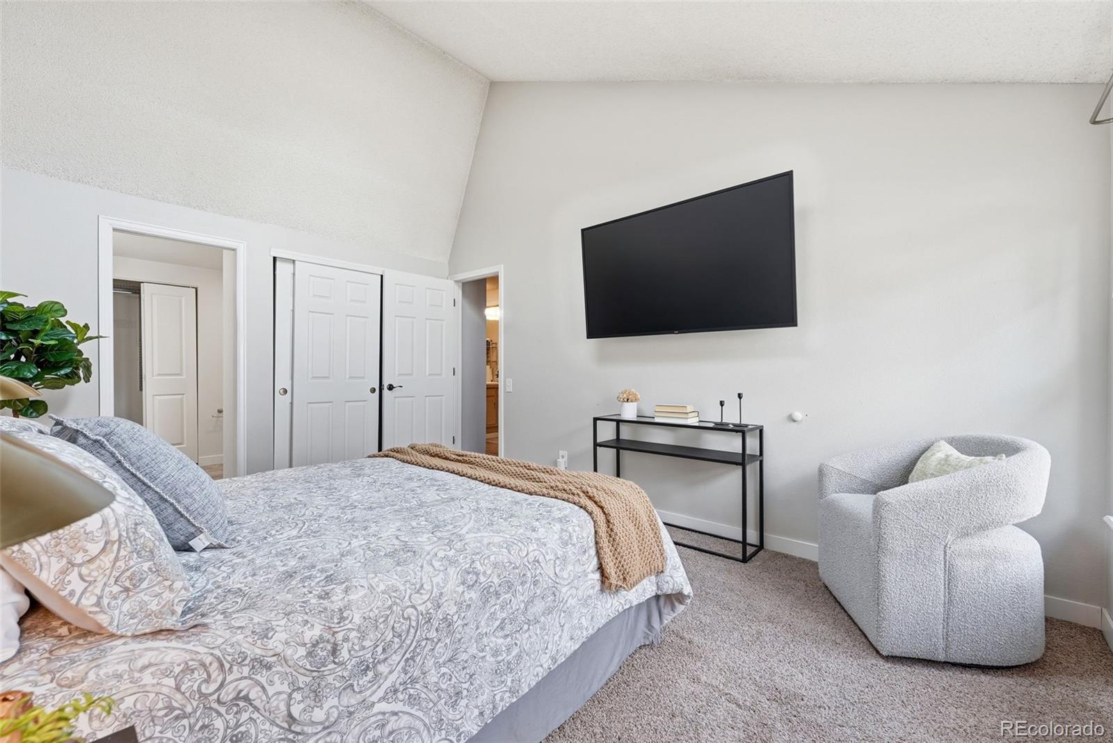 MLS Image #17 for 2892 w long circle,littleton, Colorado