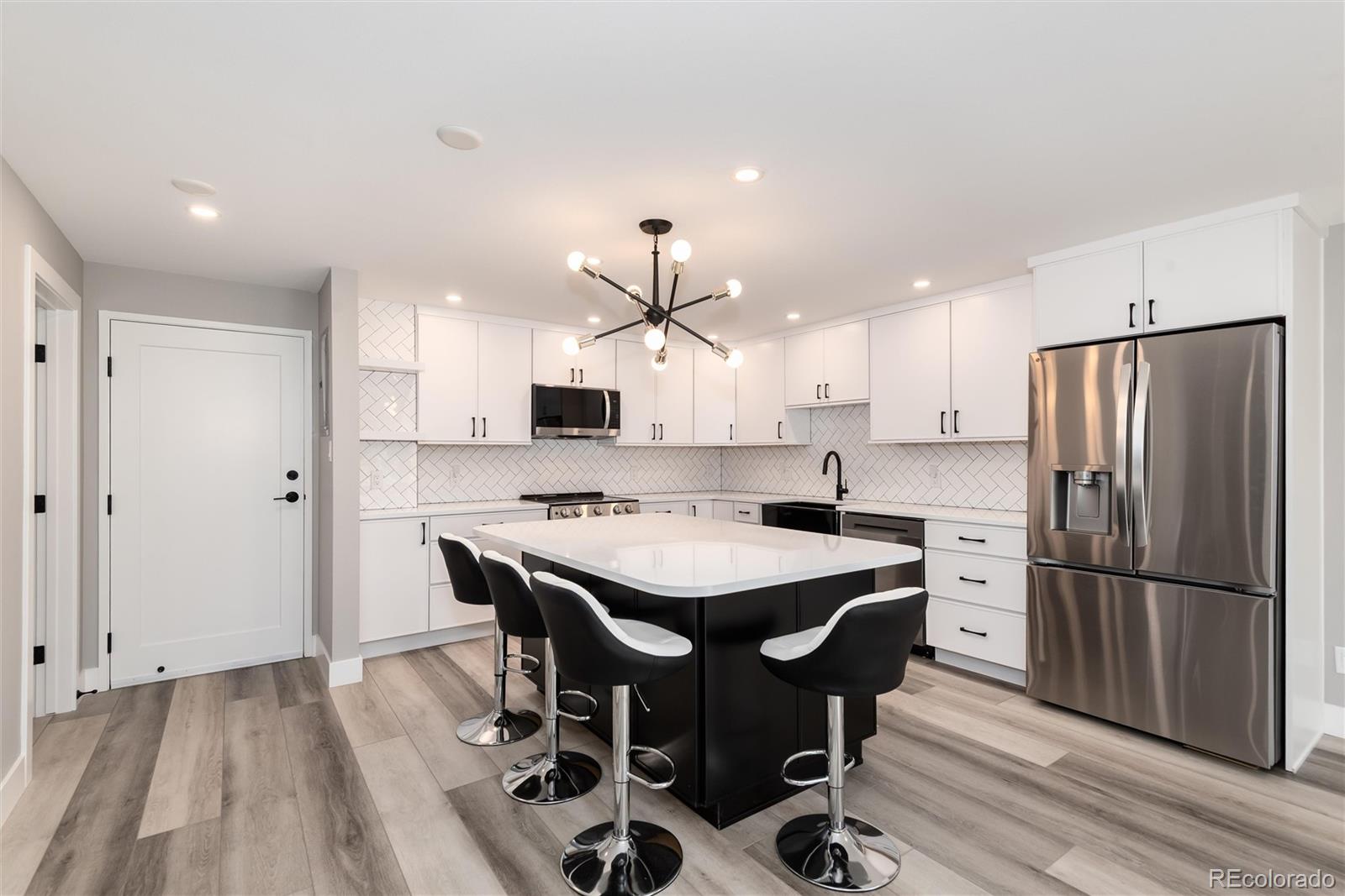 MLS Image #2 for 13991 e marina drive,aurora, Colorado