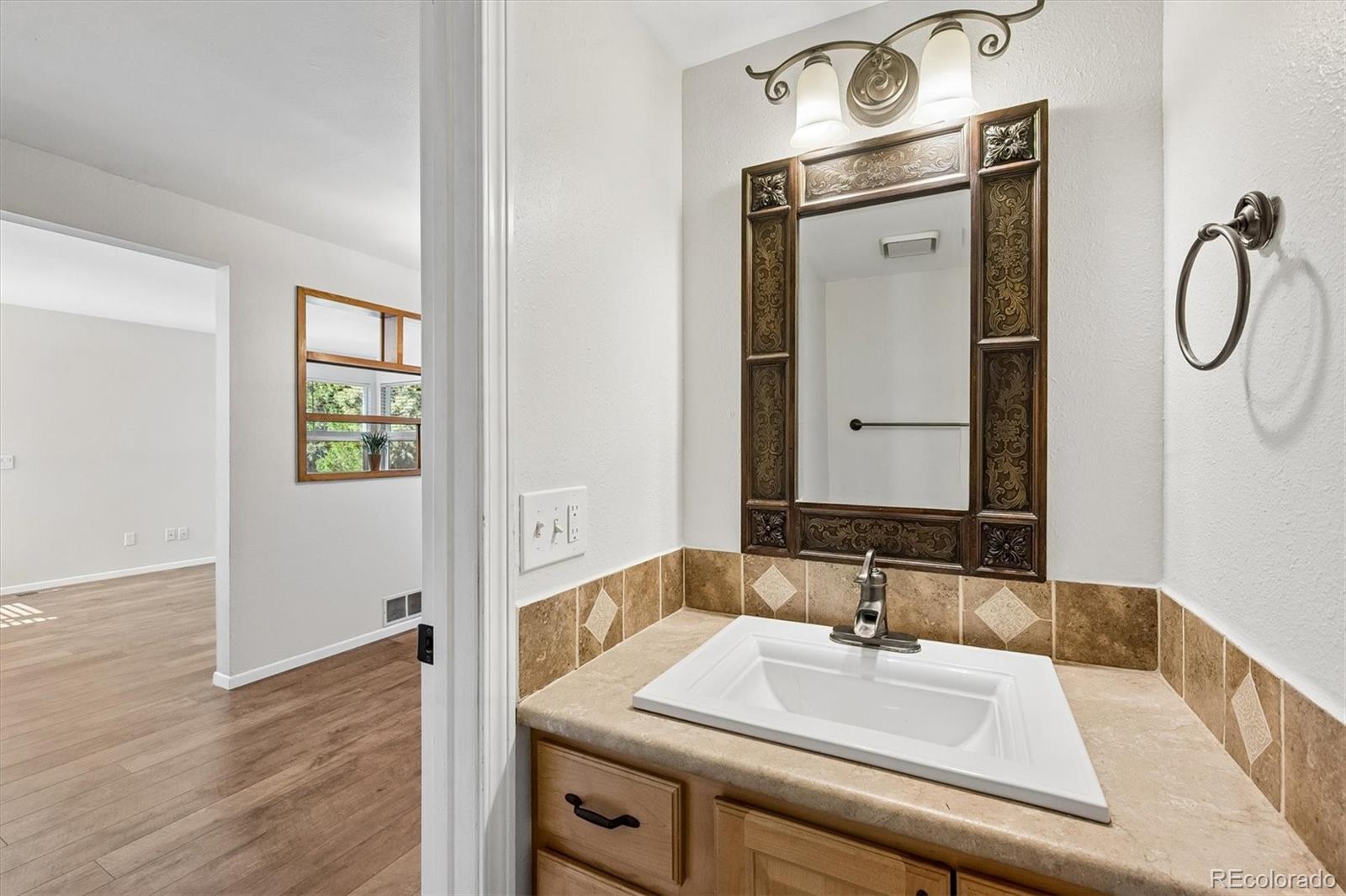 MLS Image #12 for 639  walden court,highlands ranch, Colorado