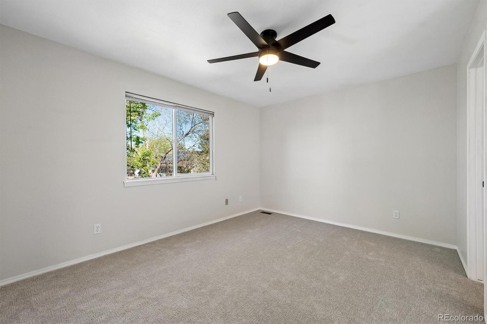 MLS Image #14 for 639  walden court,highlands ranch, Colorado