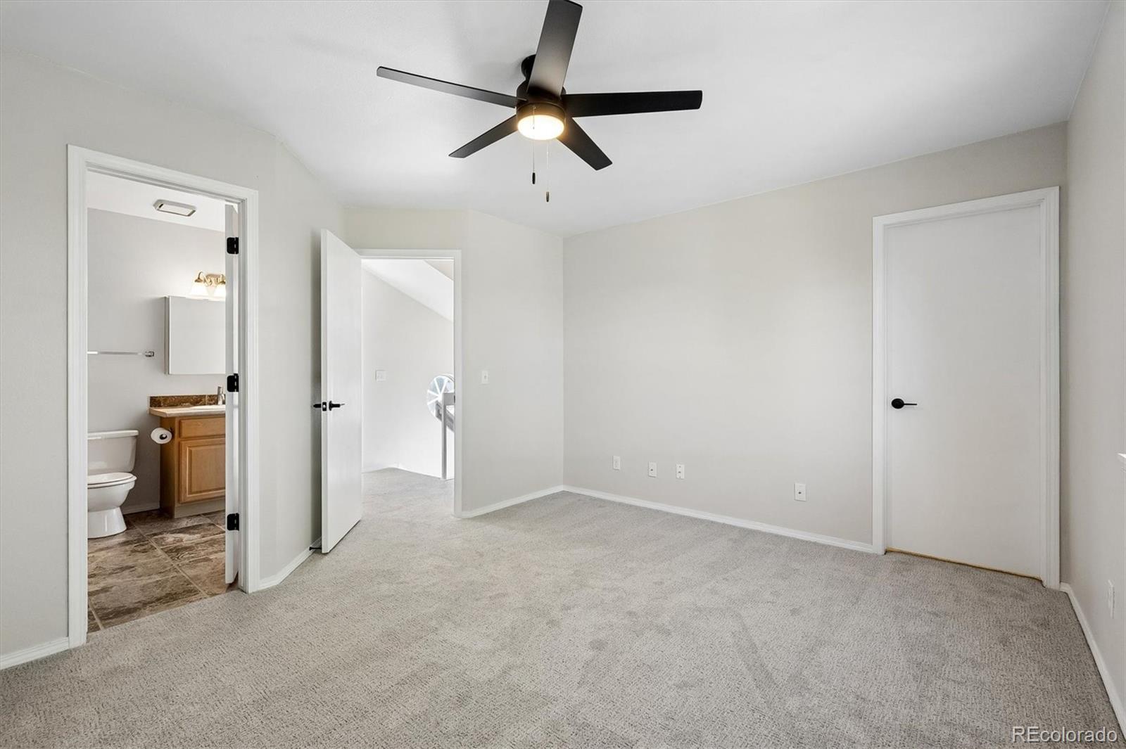 MLS Image #17 for 639  walden court,highlands ranch, Colorado