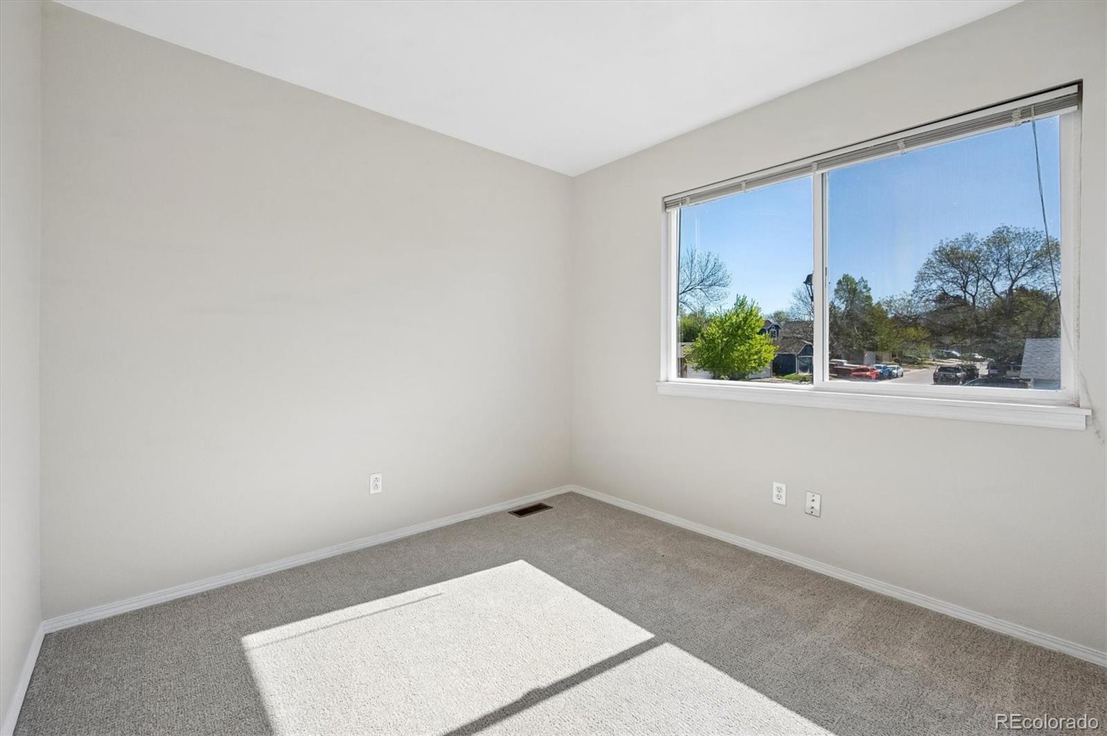 MLS Image #19 for 639  walden court,highlands ranch, Colorado