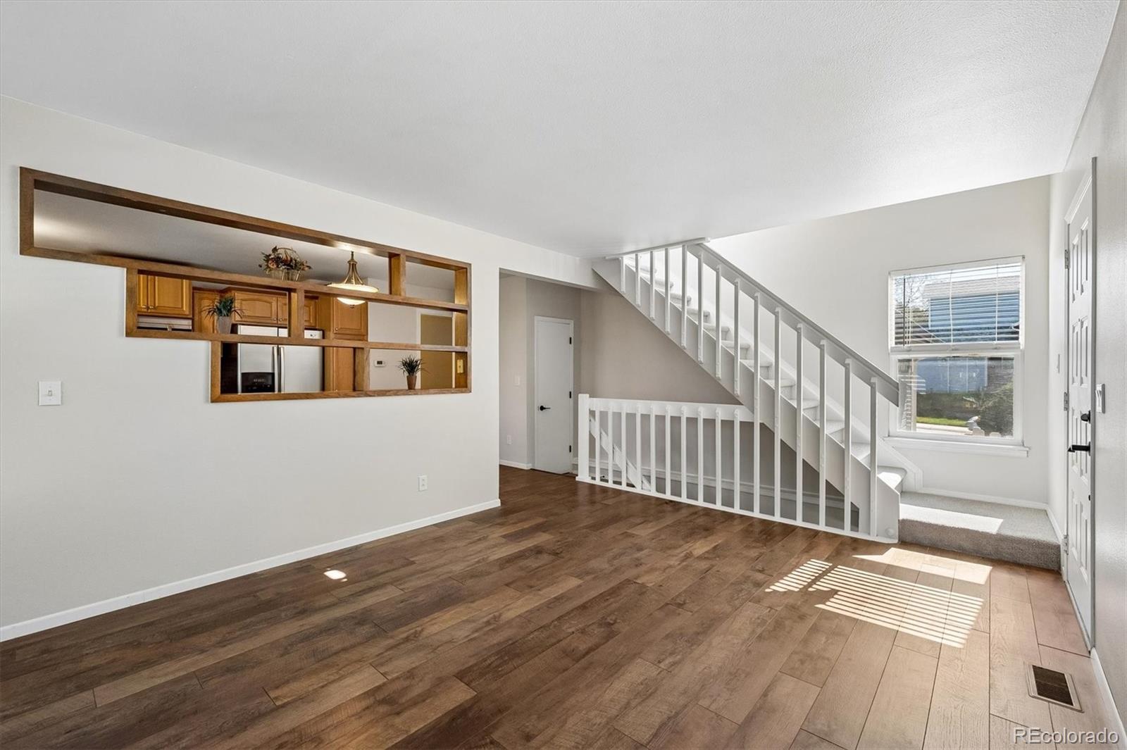MLS Image #4 for 639  walden court,highlands ranch, Colorado