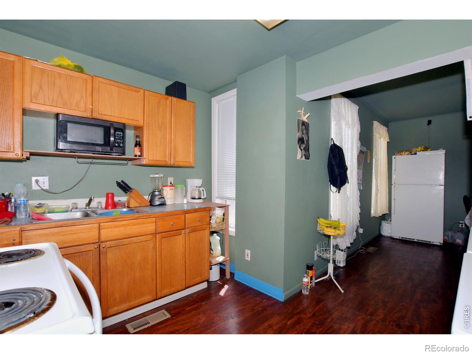 MLS Image #11 for 913  4th street,greeley, Colorado
