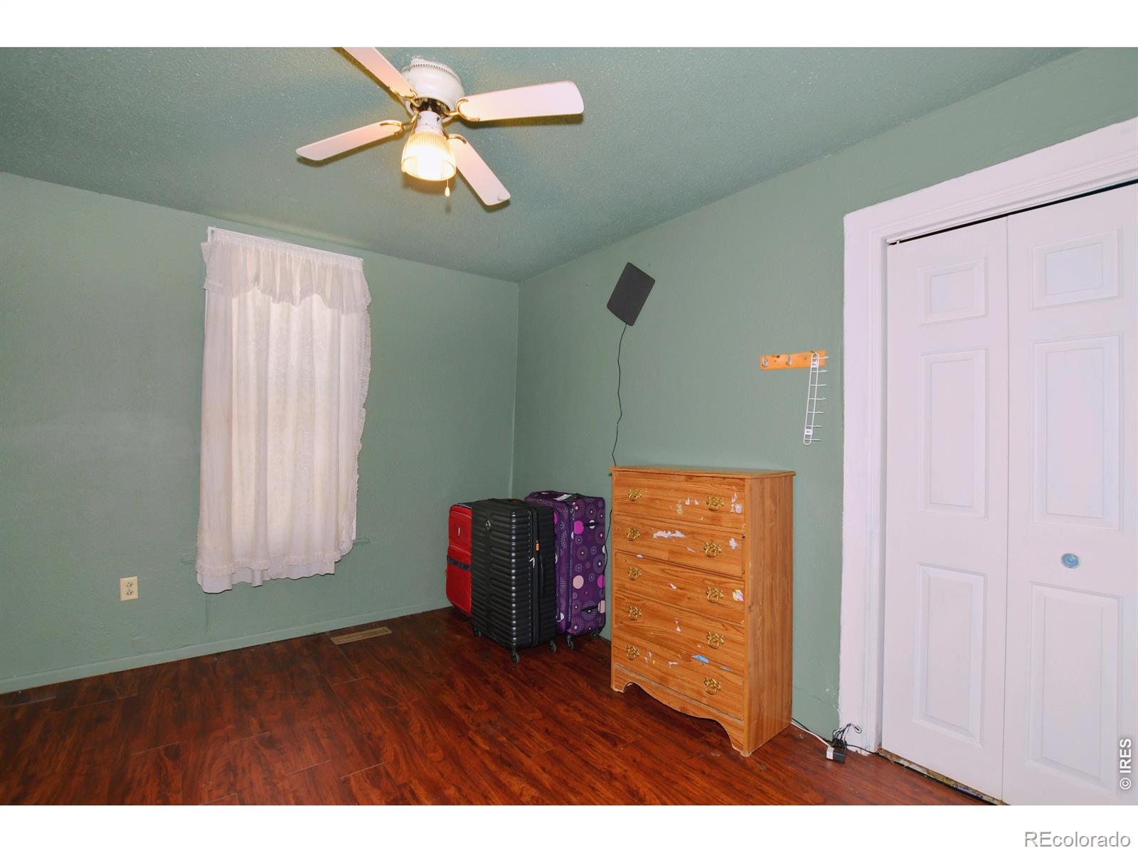 MLS Image #17 for 913  4th street,greeley, Colorado