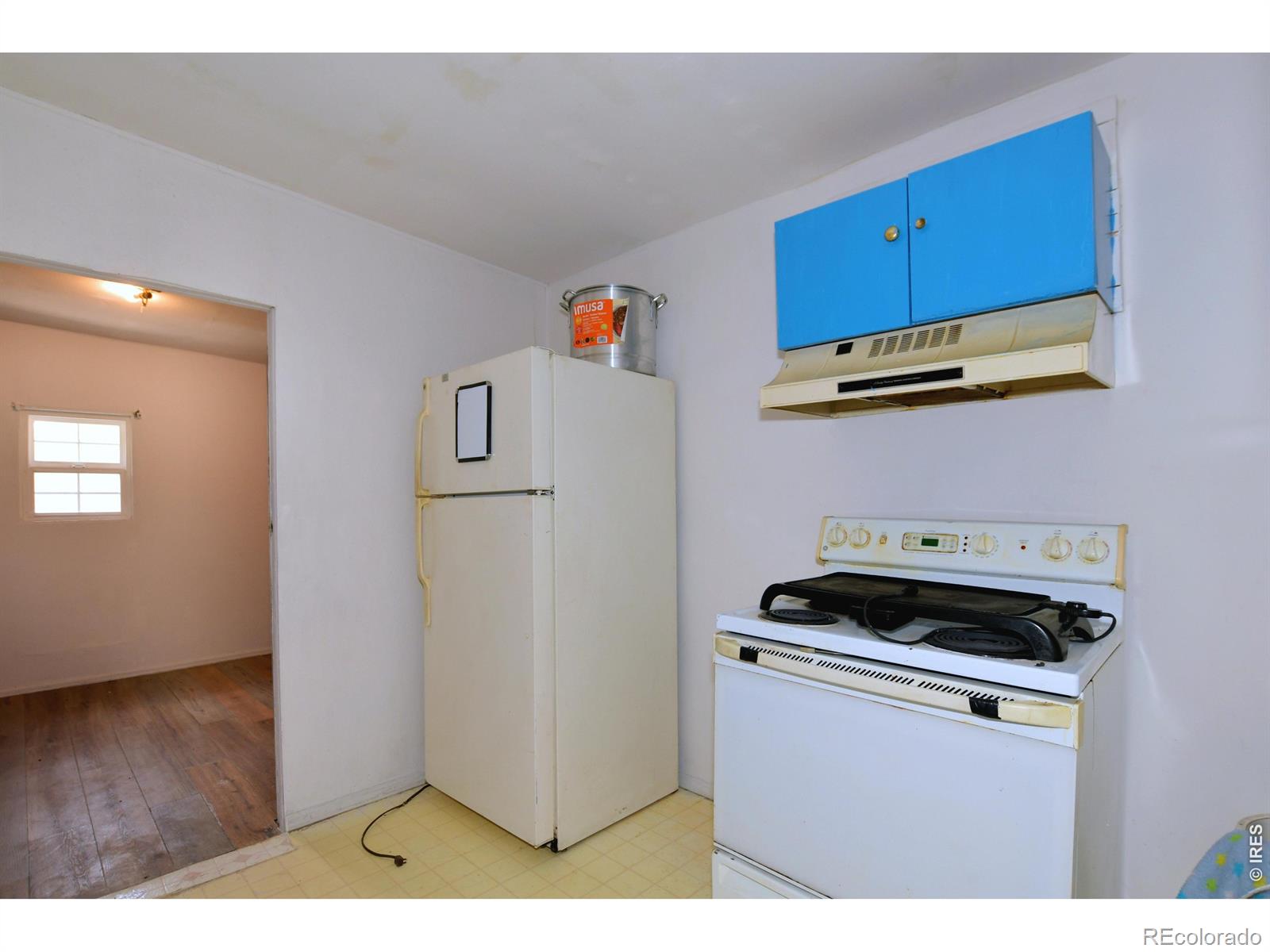 MLS Image #25 for 913  4th street,greeley, Colorado