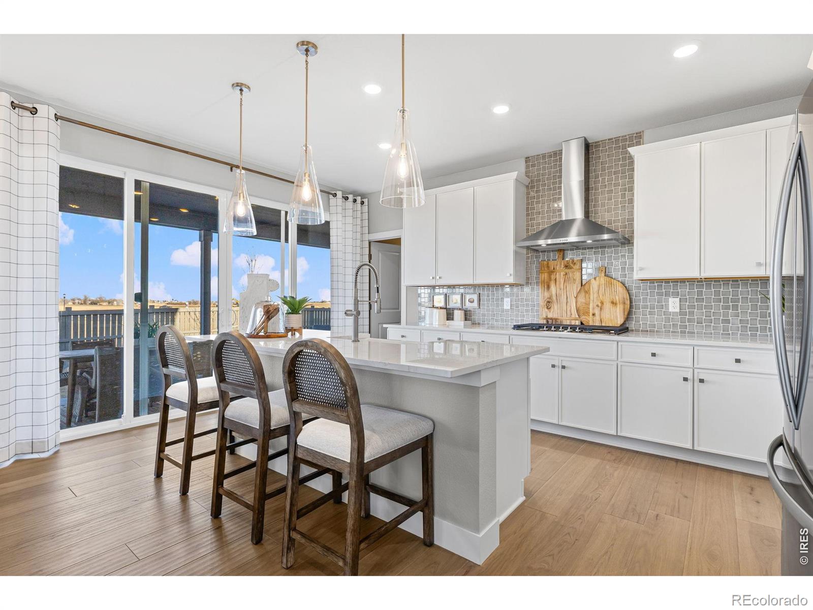MLS Image #6 for 202  sugar beet lane,berthoud, Colorado