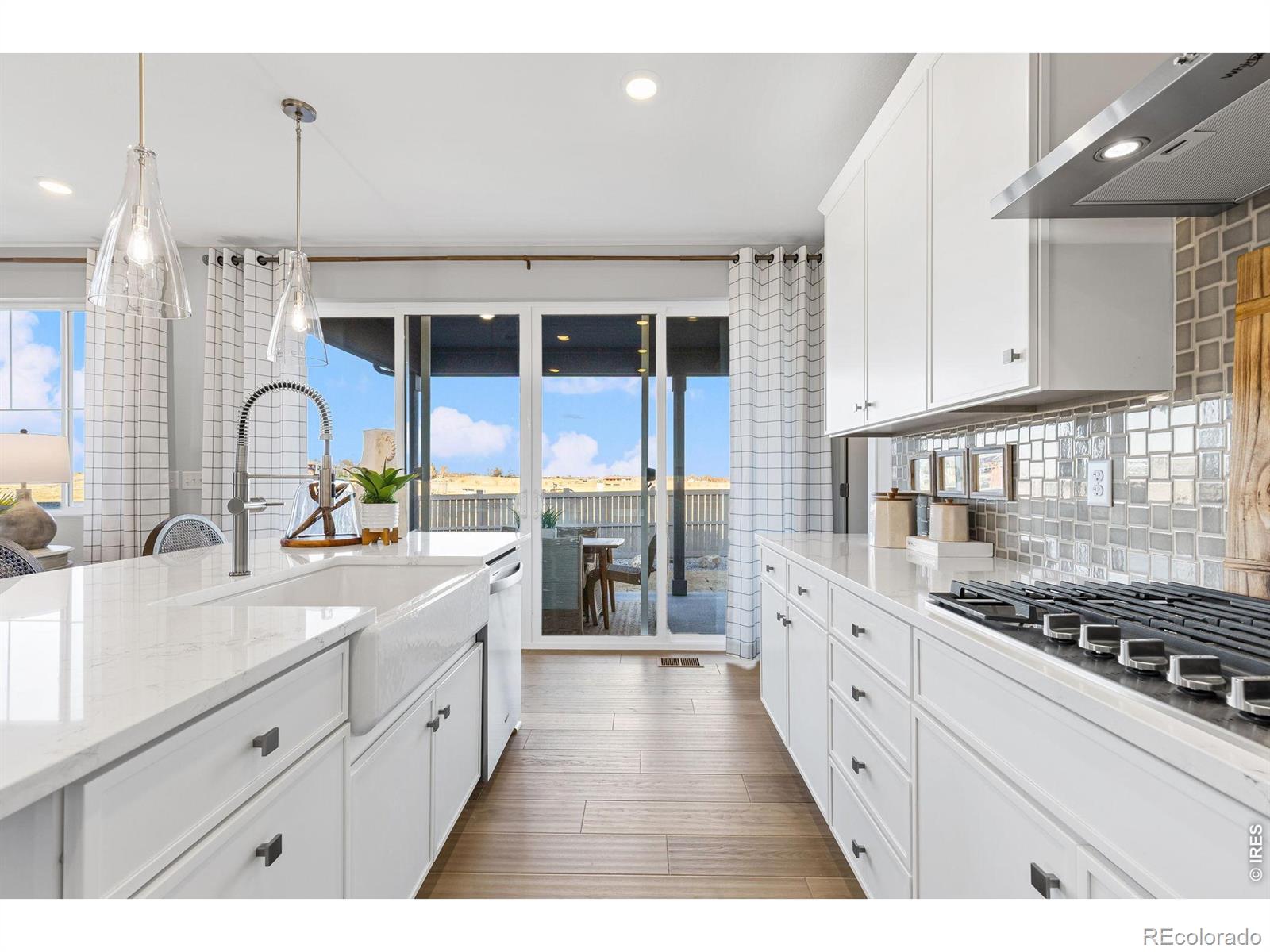 MLS Image #7 for 202  sugar beet lane,berthoud, Colorado