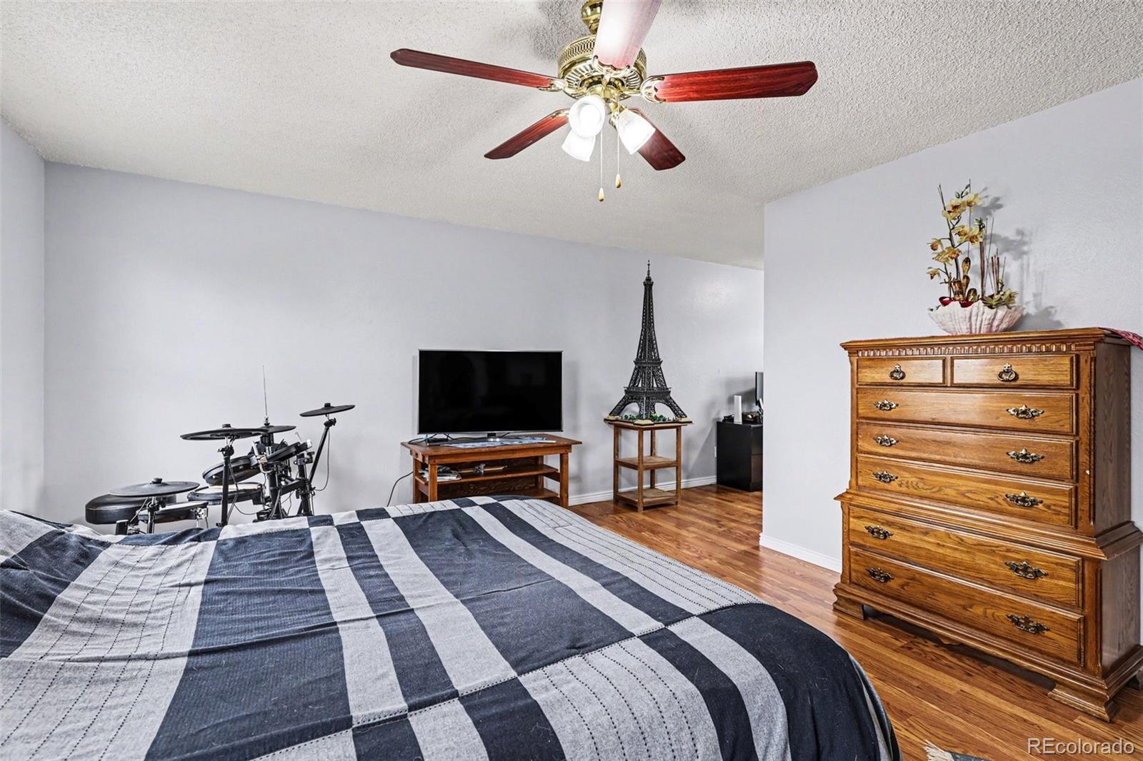 MLS Image #12 for 4304 s ceylon street,aurora, Colorado