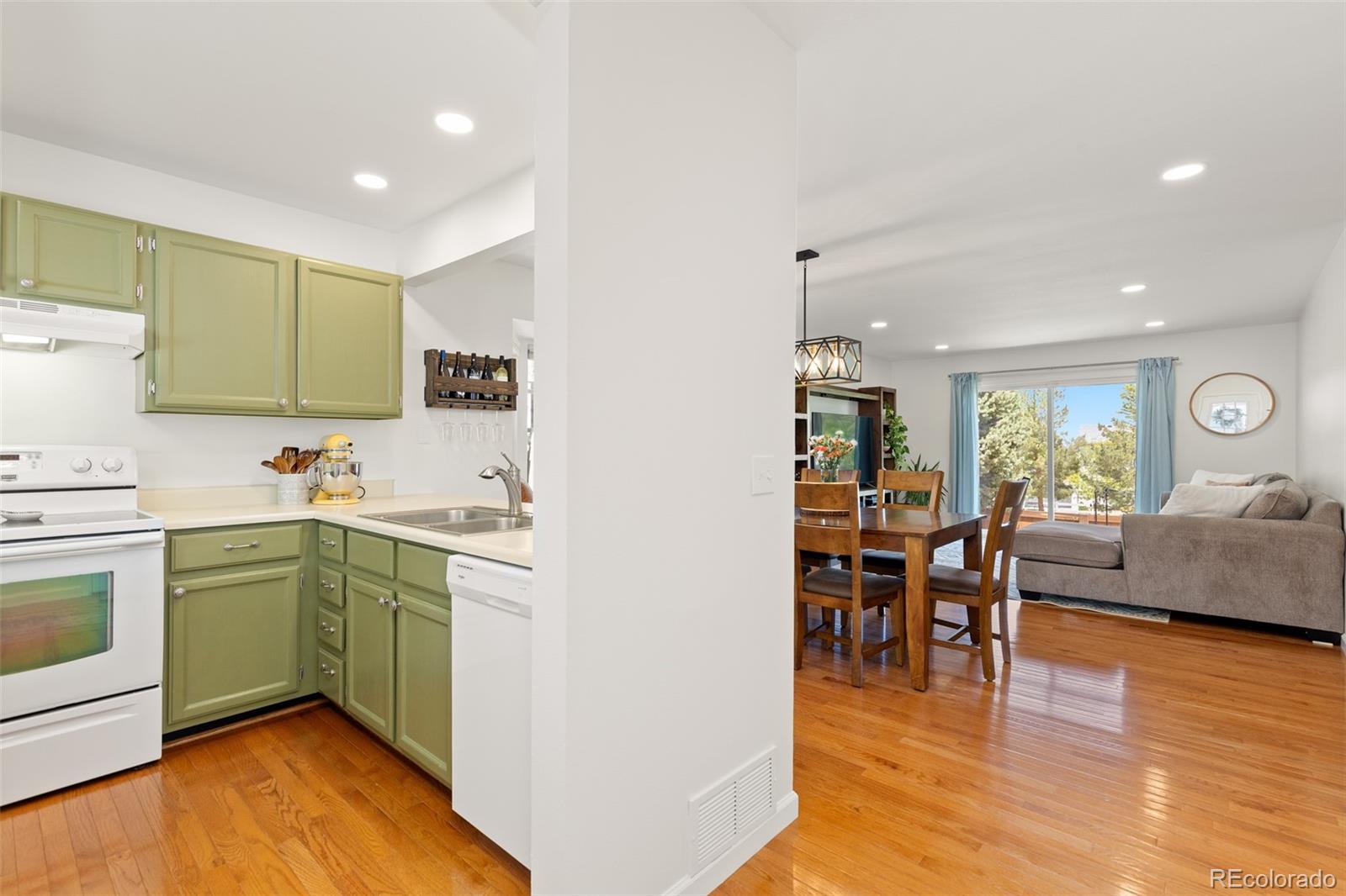 MLS Image #9 for 9805  fairwood street,littleton, Colorado