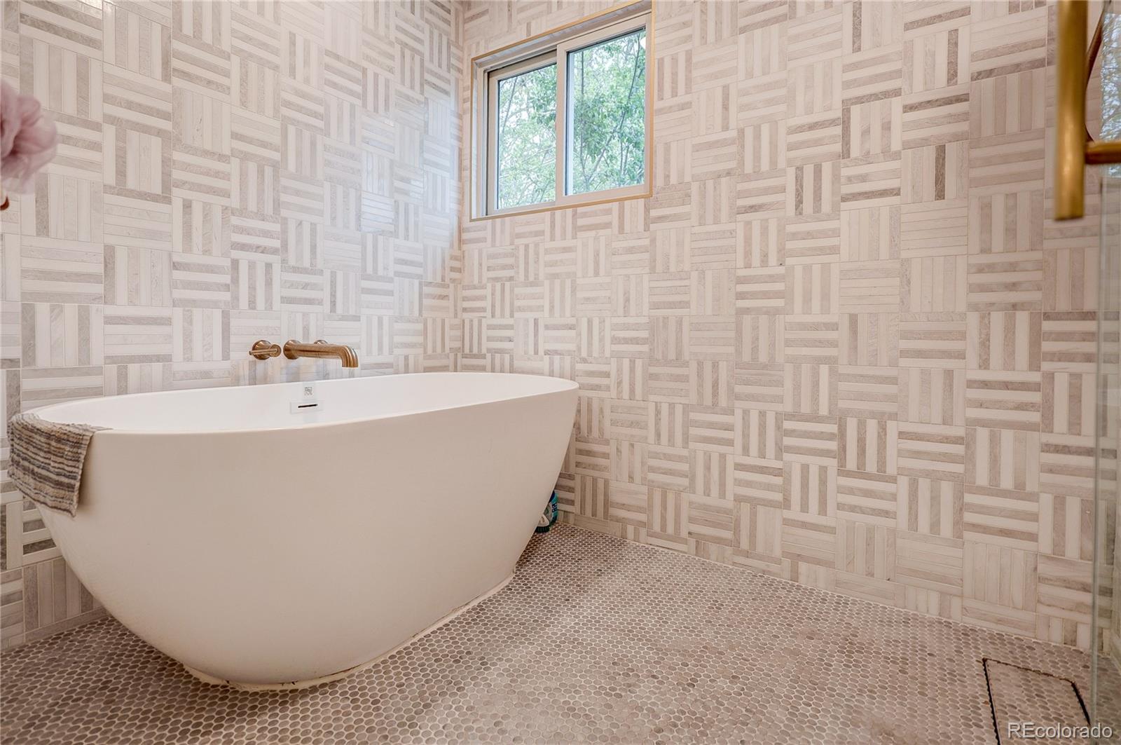 MLS Image #39 for 3981 s hillcrest drive,denver, Colorado