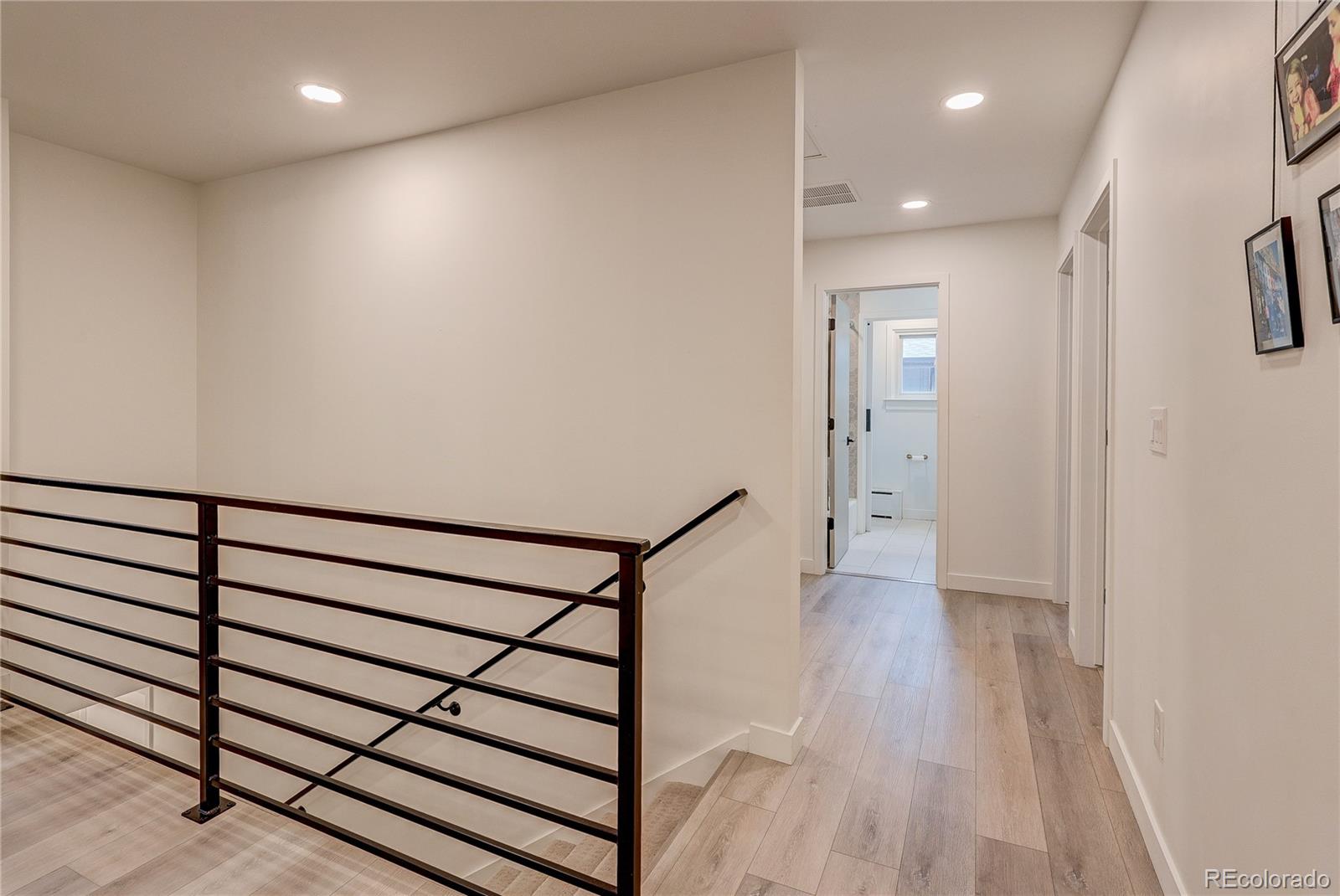 MLS Image #41 for 3981 s hillcrest drive,denver, Colorado