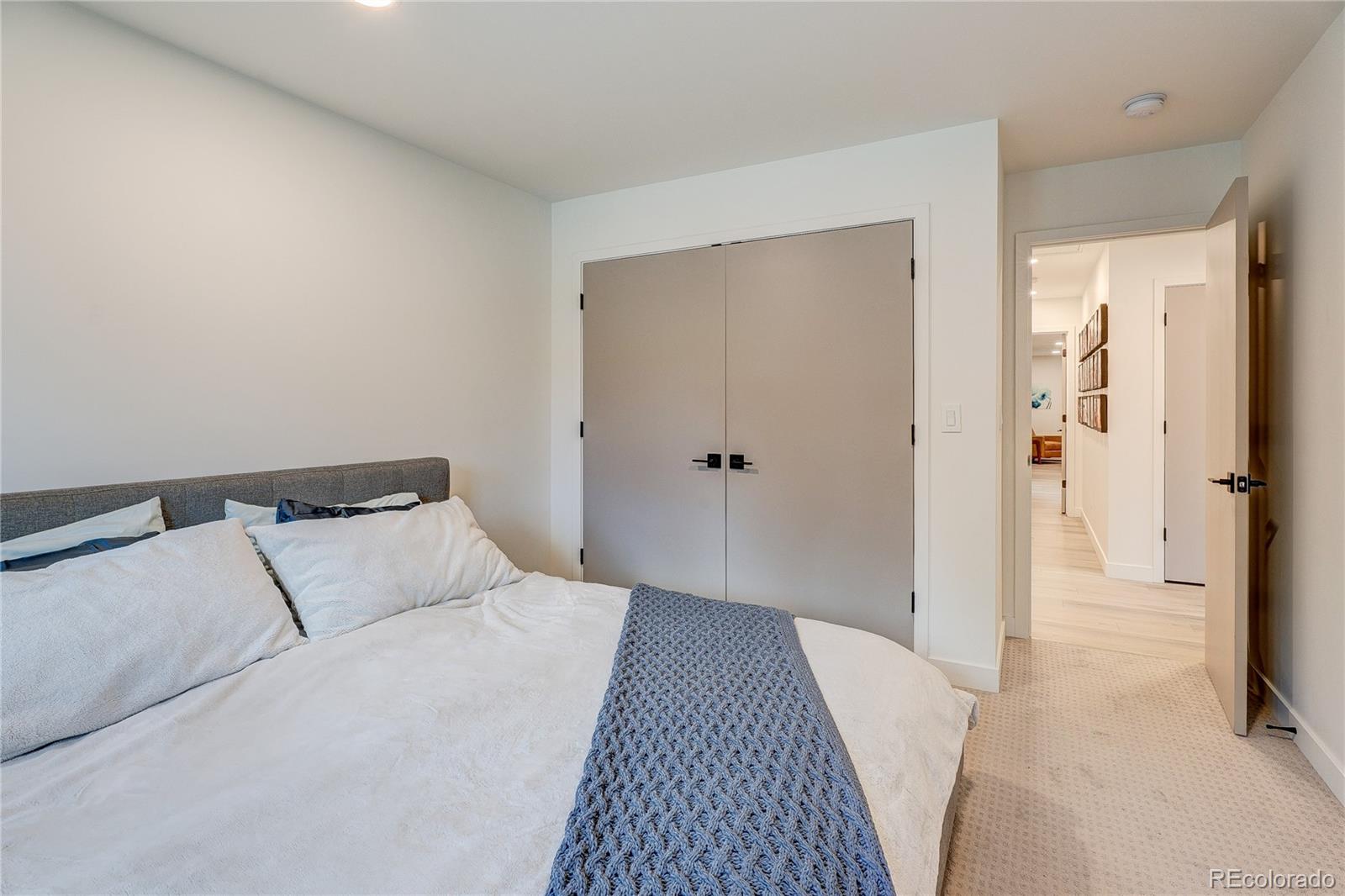 MLS Image #44 for 3981 s hillcrest drive,denver, Colorado