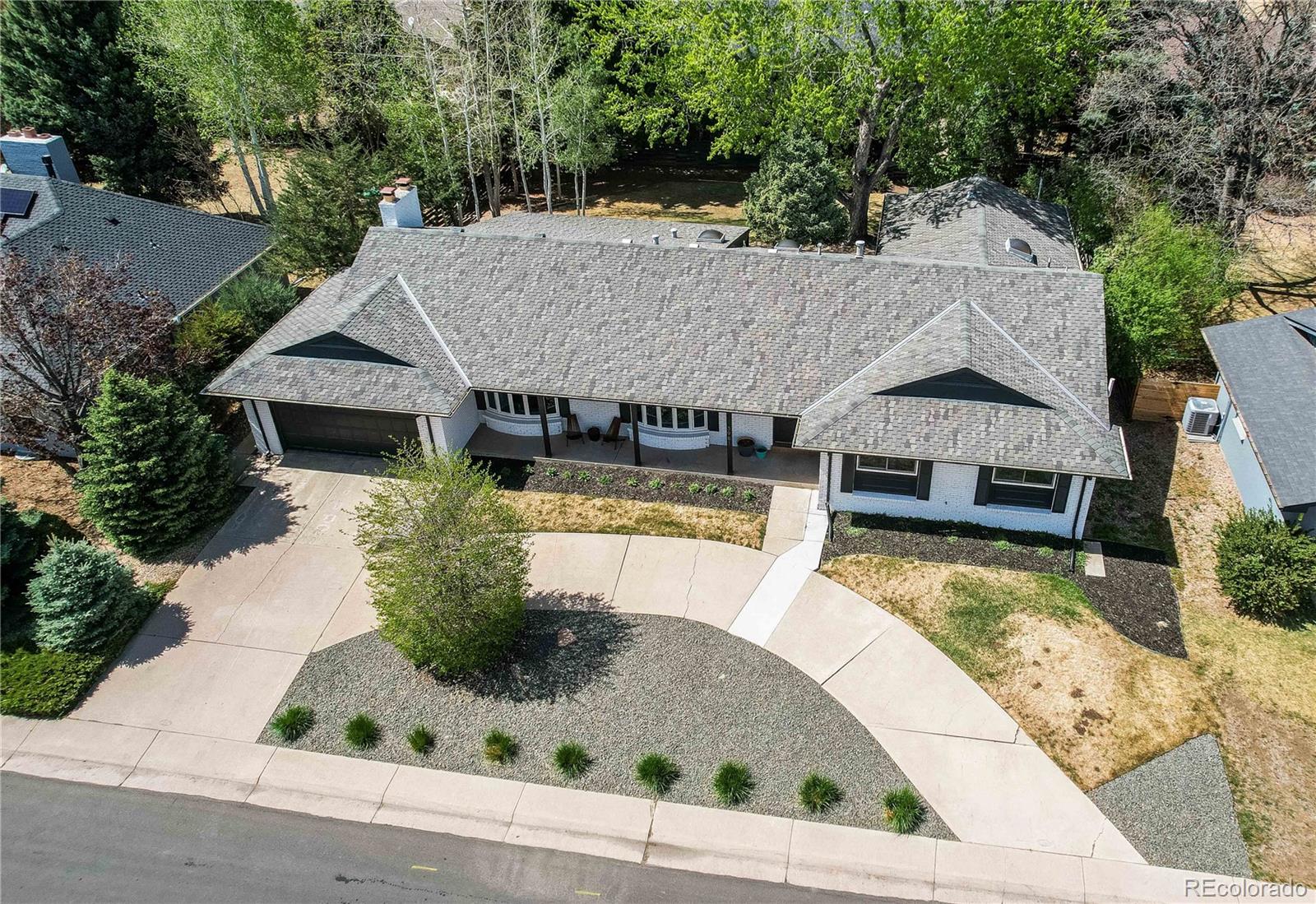 MLS Image #5 for 3981 s hillcrest drive,denver, Colorado