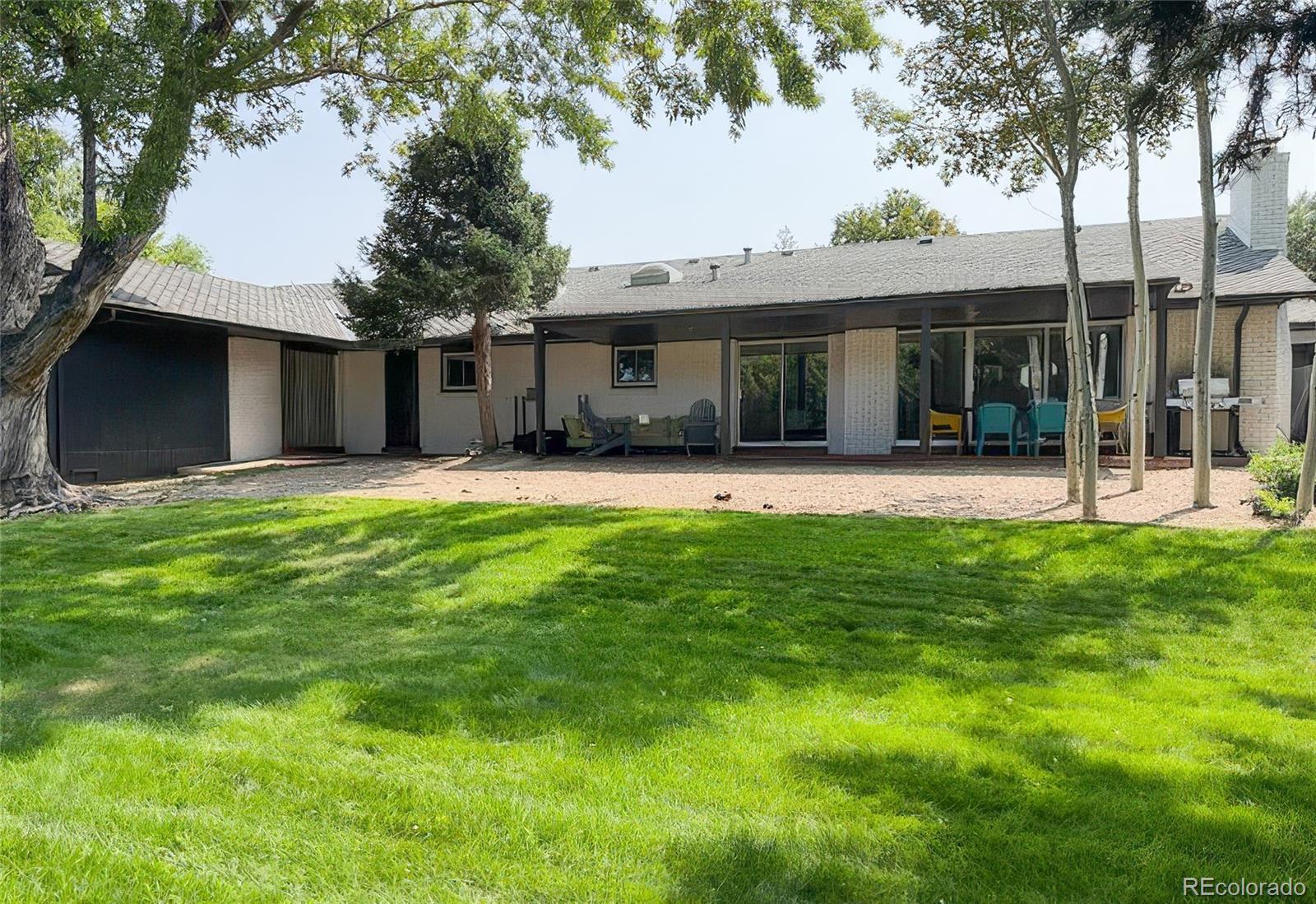 MLS Image #6 for 3981 s hillcrest drive,denver, Colorado