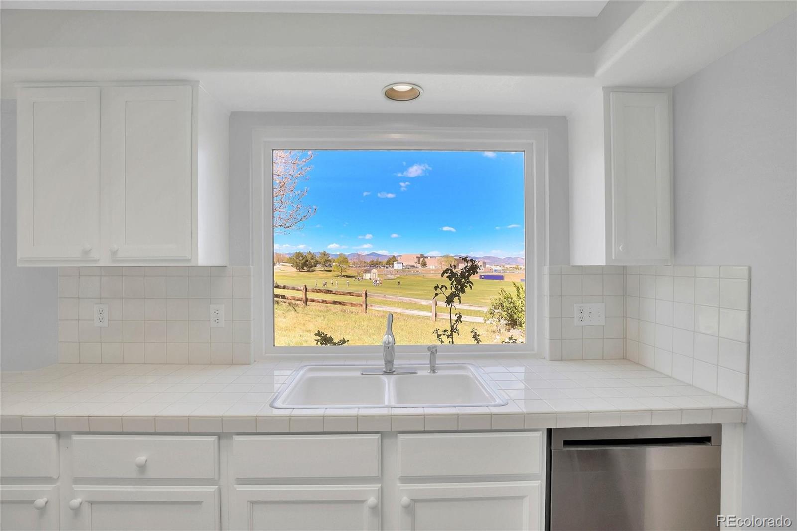 MLS Image #6 for 10089  cedaridge way,highlands ranch, Colorado