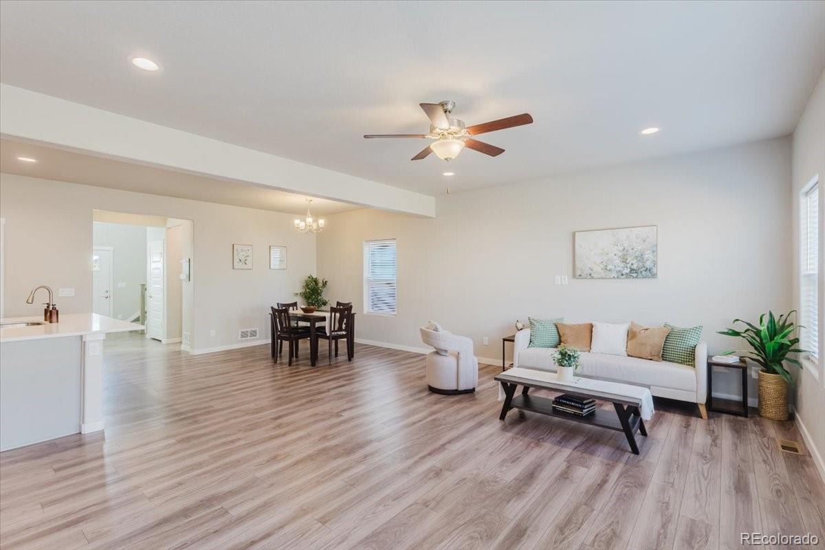 MLS Image #3 for 163  sabin way,lochbuie, Colorado