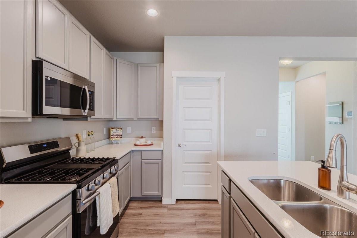 MLS Image #6 for 163  sabin way,lochbuie, Colorado
