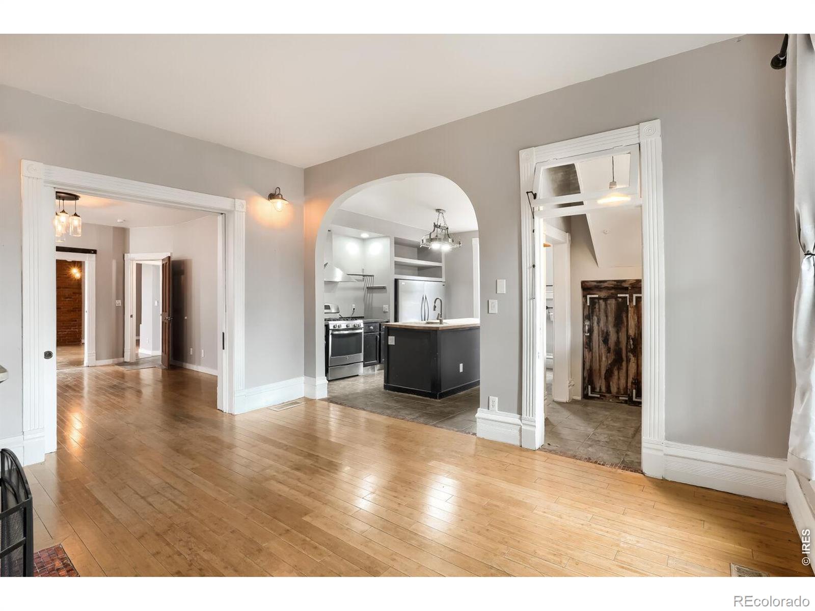 MLS Image #4 for 2929  curtis street,denver, Colorado