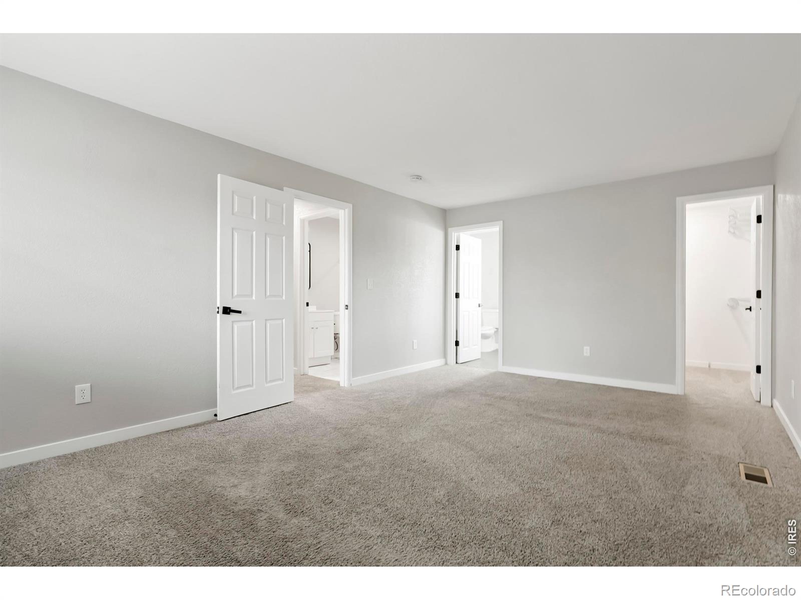 MLS Image #13 for 12528  ash street,thornton, Colorado