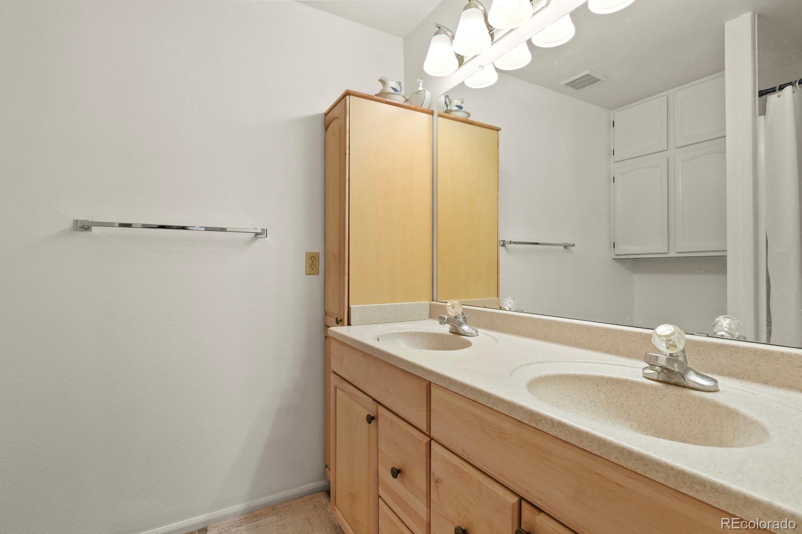 MLS Image #13 for 8285 s gaylord circle,centennial, Colorado