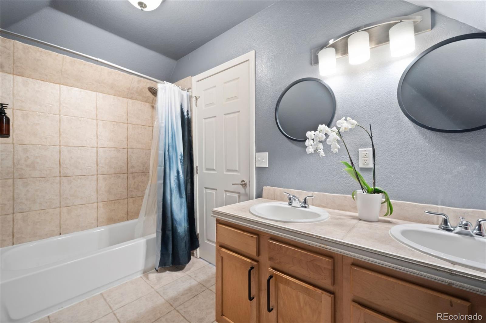 MLS Image #25 for 1320 e 28th avenue,denver, Colorado