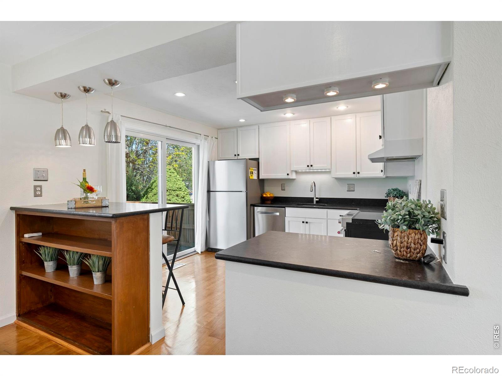 MLS Image #15 for 209 w sycamore lane,louisville, Colorado